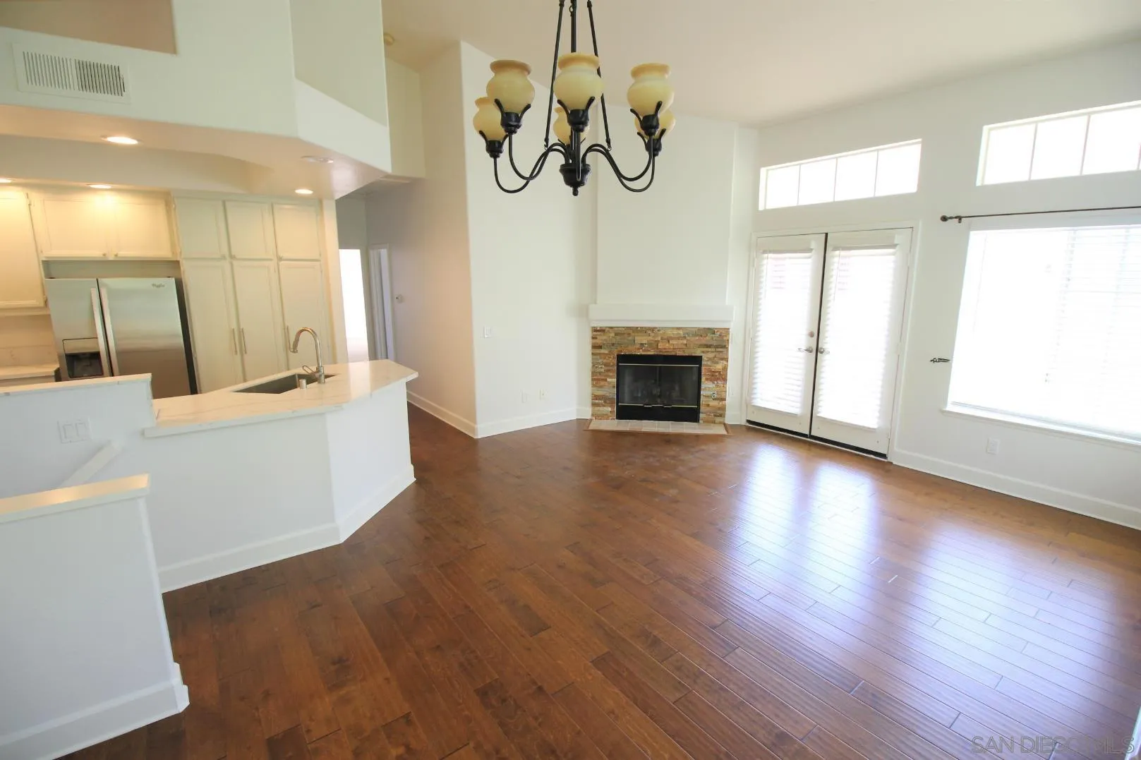 Photo #5: 260012180 Listing: Photo #5