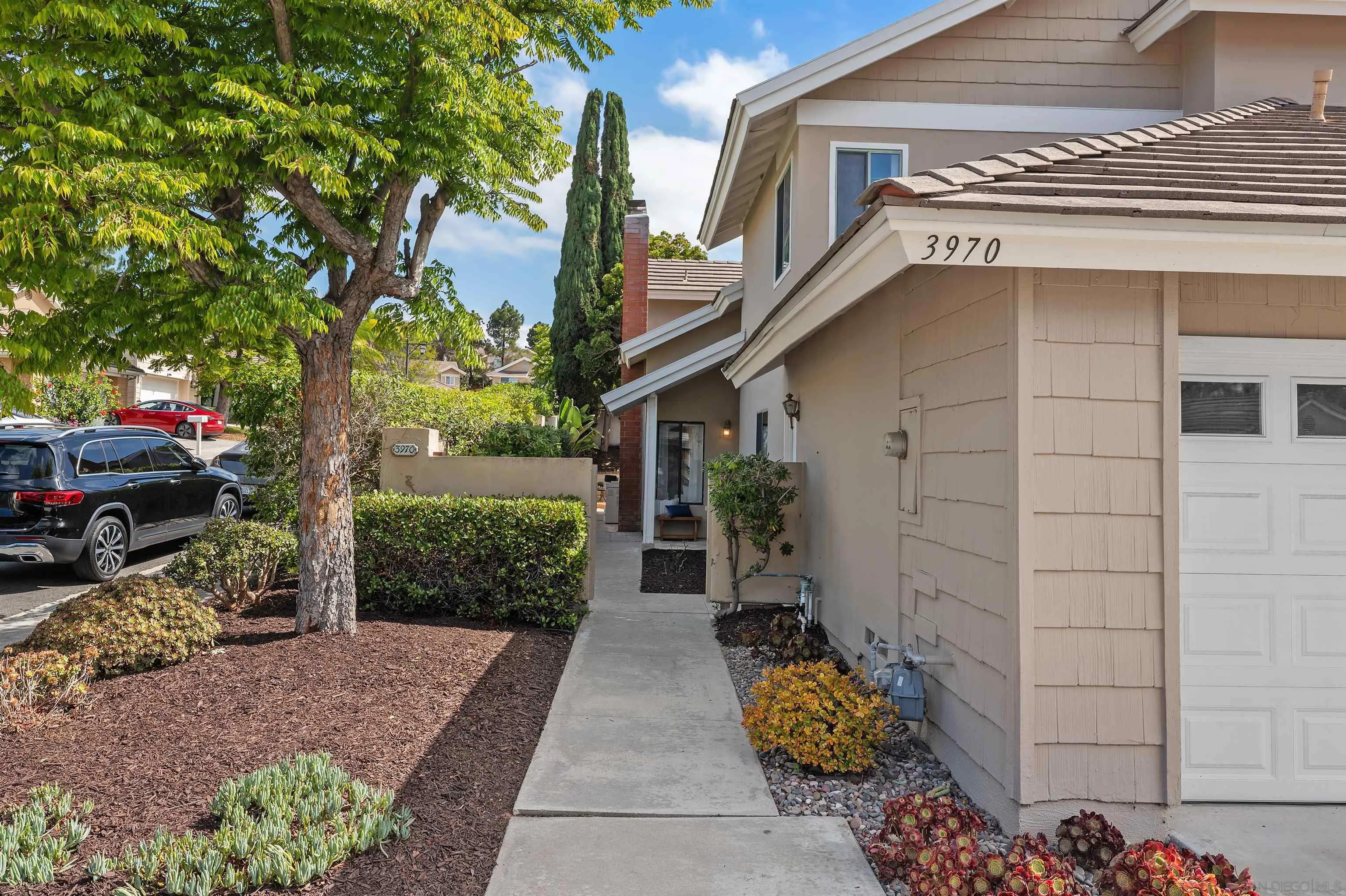 https://cdn.realtyfeed.com/cdn/127/260012181/64892f4e8d1e08ea9b4cafea5f7a0124.webp