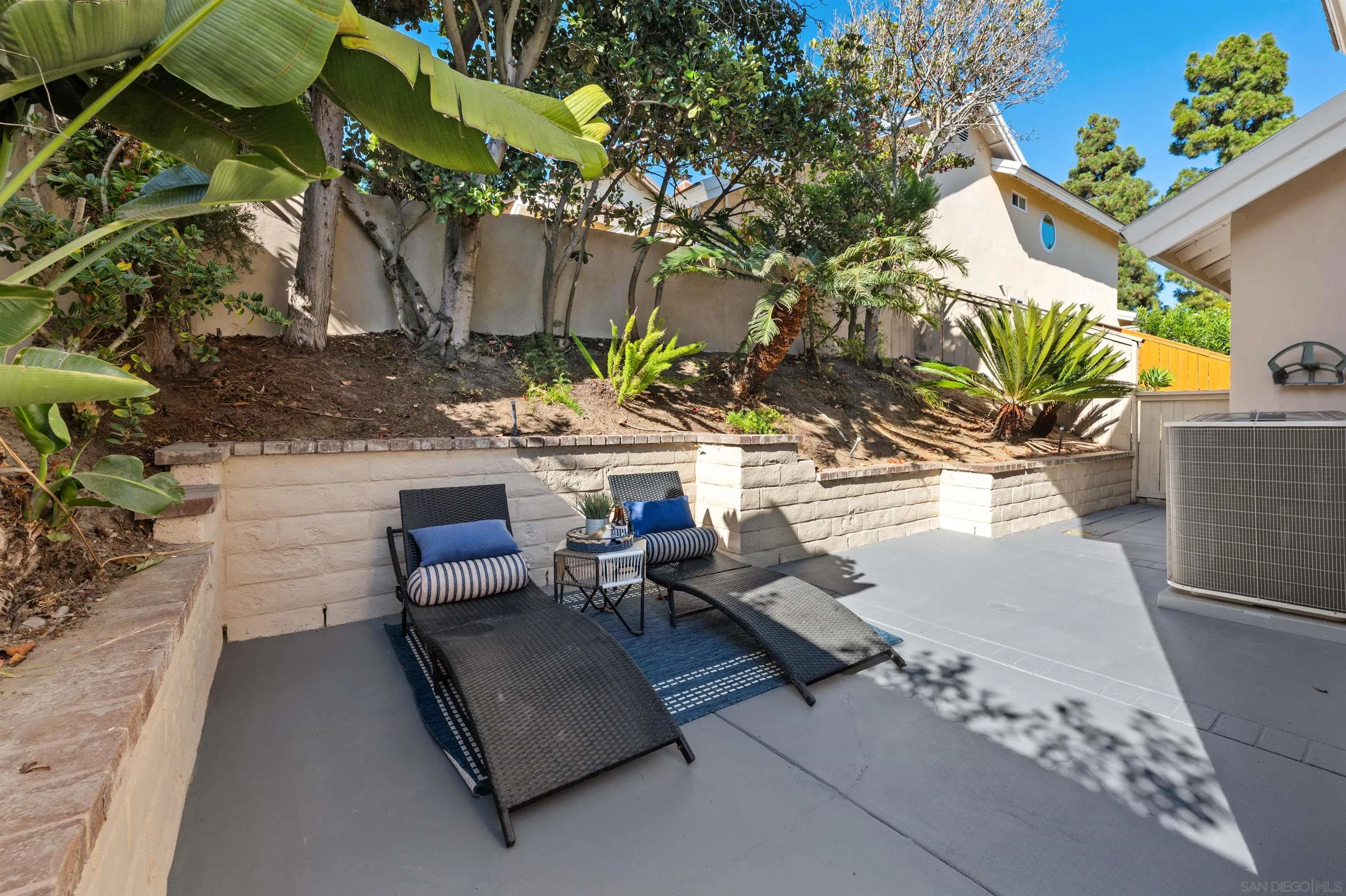 https://cdn.realtyfeed.com/cdn/127/260012181/c76d36893e3b17bbef77e9c74fb89a62.webp
