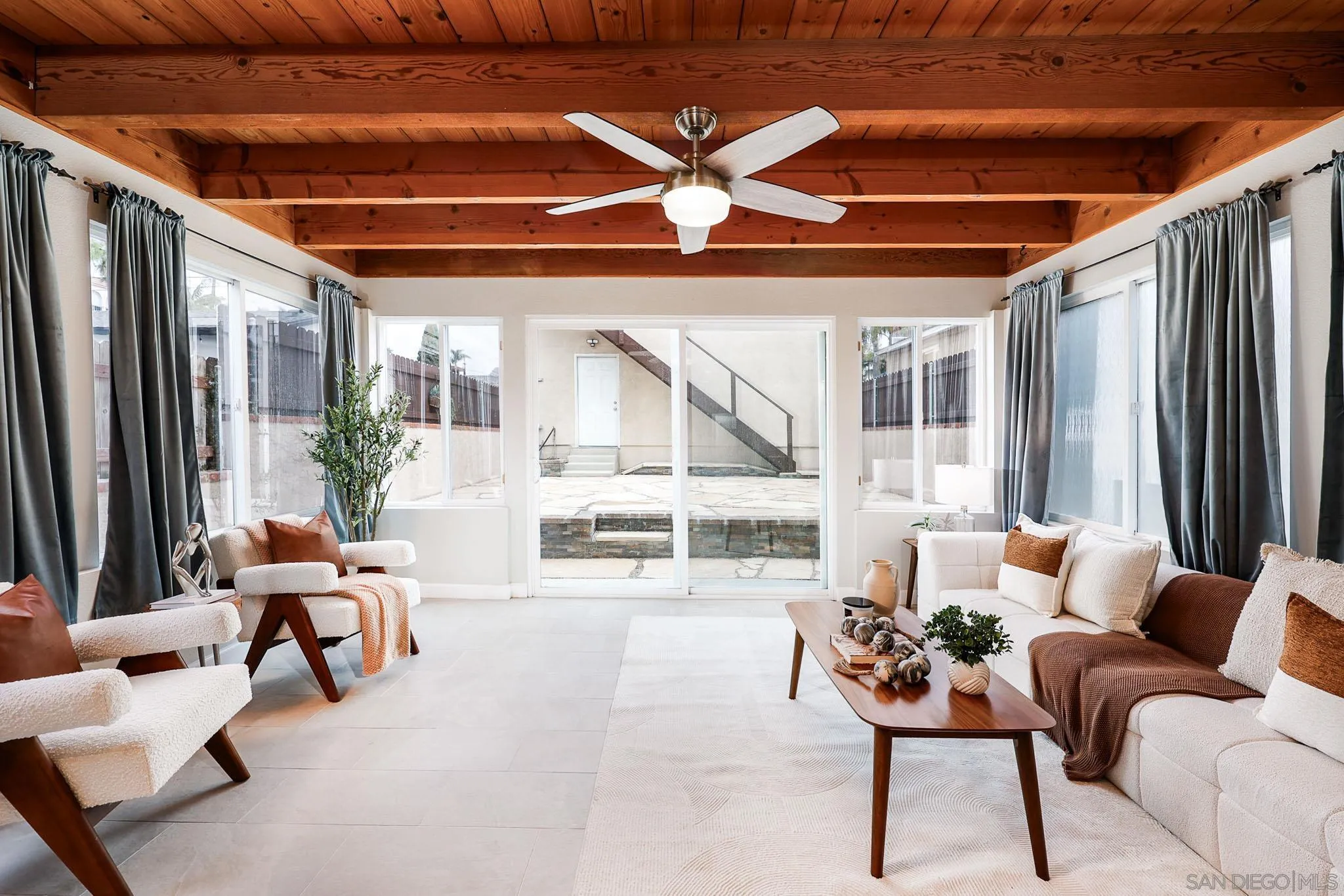 https://cdn.realtyfeed.com/cdn/127/260012189/1e22af1732b71f5f45d5f2f0d969dcb3.webp