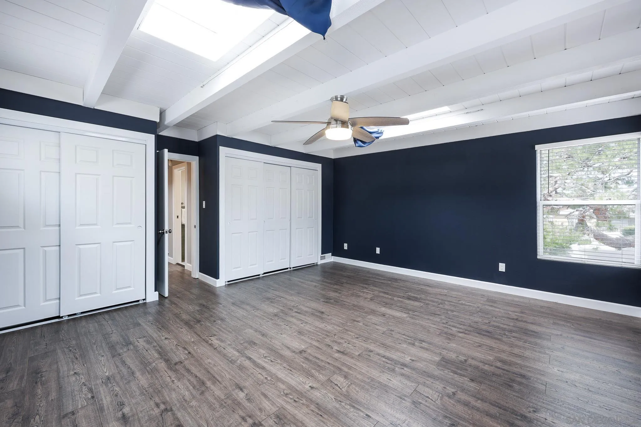 https://cdn.realtyfeed.com/cdn/127/260012189/b449c3df97340e8ee7c5033522d0db54.webp