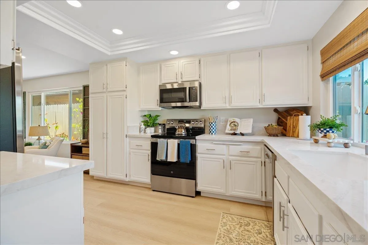 https://cdn.realtyfeed.com/cdn/127/260012191/5ca13db5ead7c9458ee16b4afe740bf1.webp