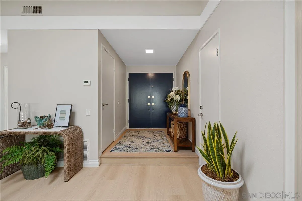 https://cdn.realtyfeed.com/cdn/127/260012191/960c52b85c3420c5ef5e92f76f2a93c4.webp