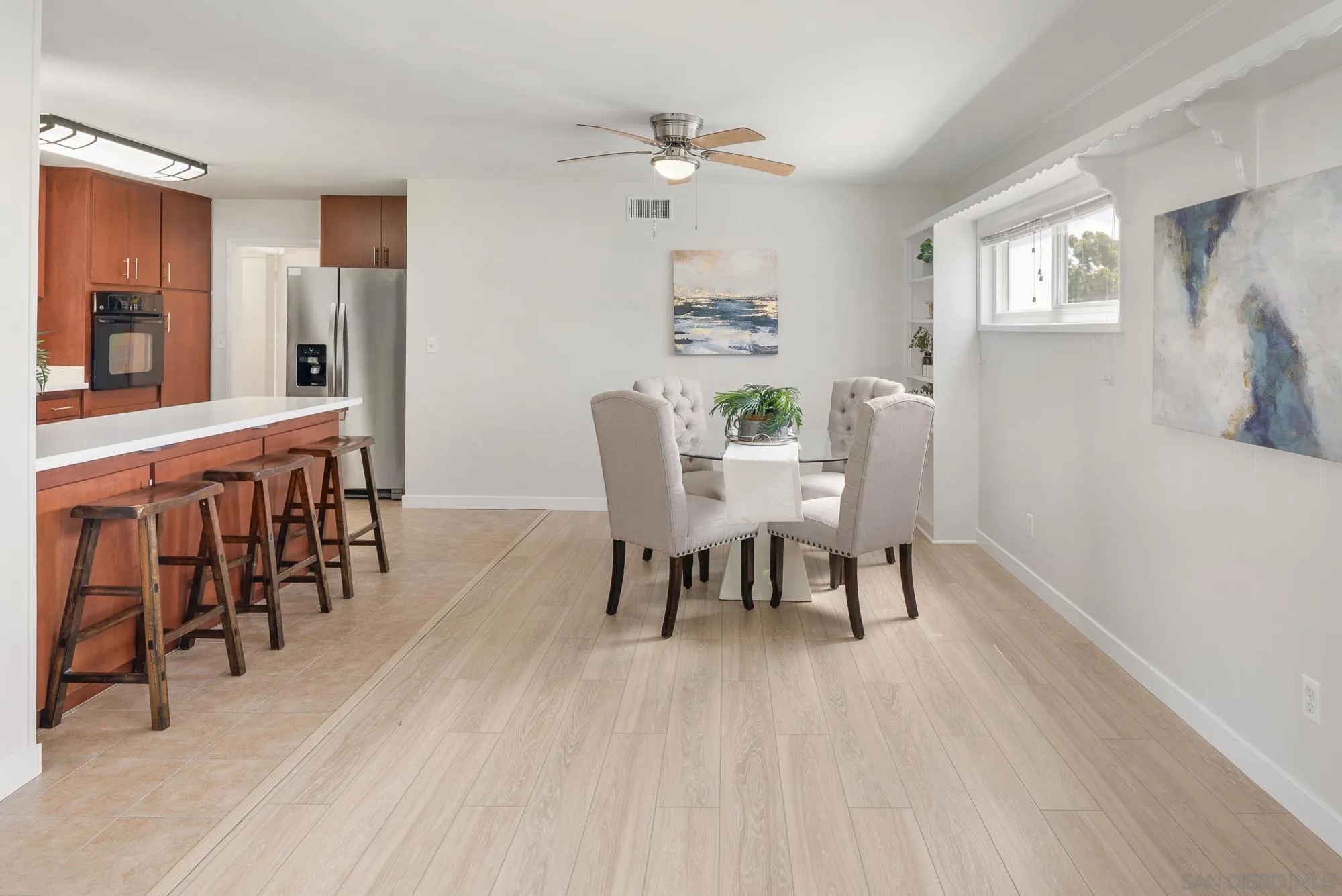 https://cdn.realtyfeed.com/cdn/127/260012192/2a6ed75926a03f74fea05c3e5a8287d7.webp