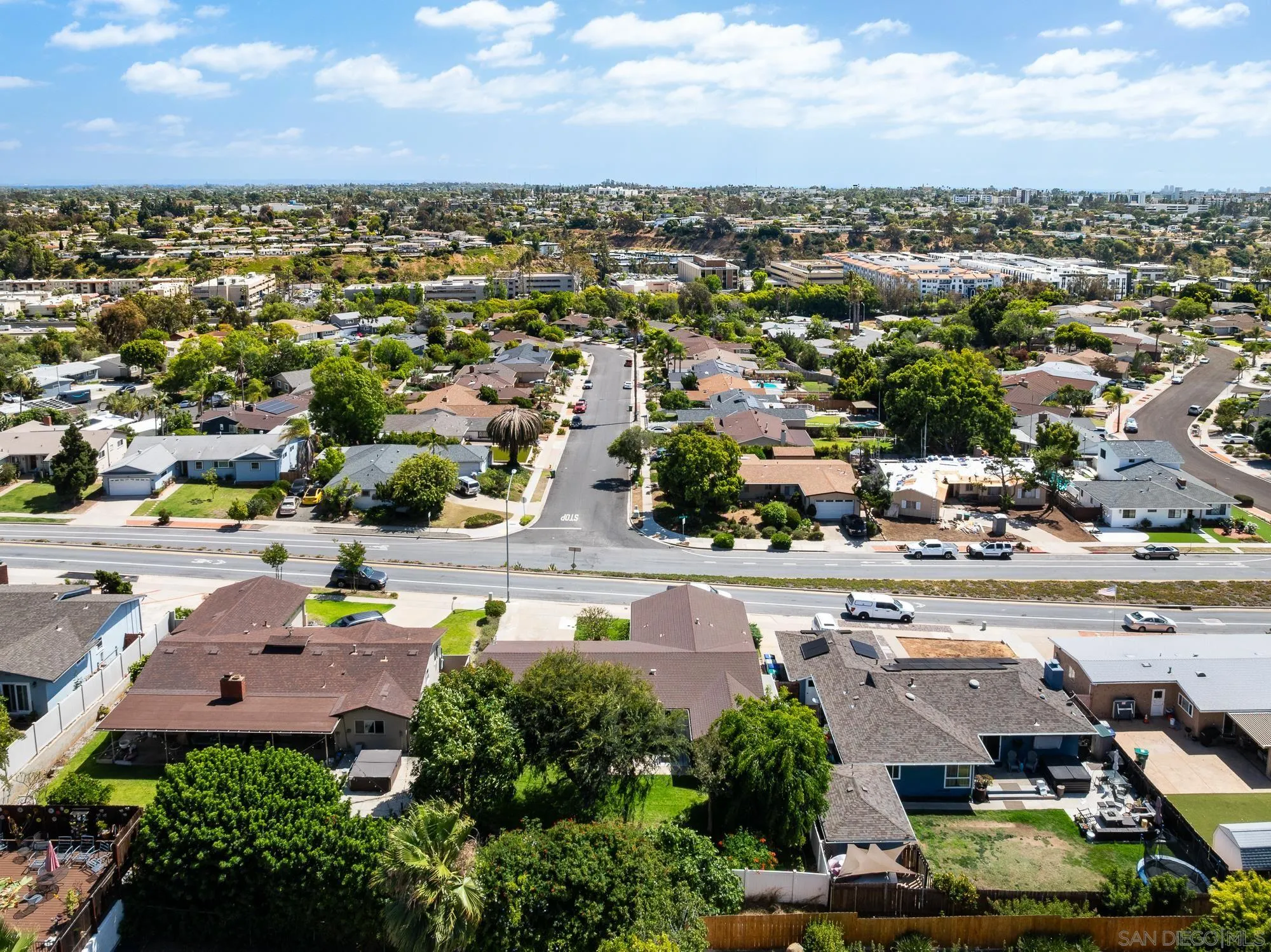 https://cdn.realtyfeed.com/cdn/127/260012192/423435e7be0f60c0df77a0ed3af0abb6.webp