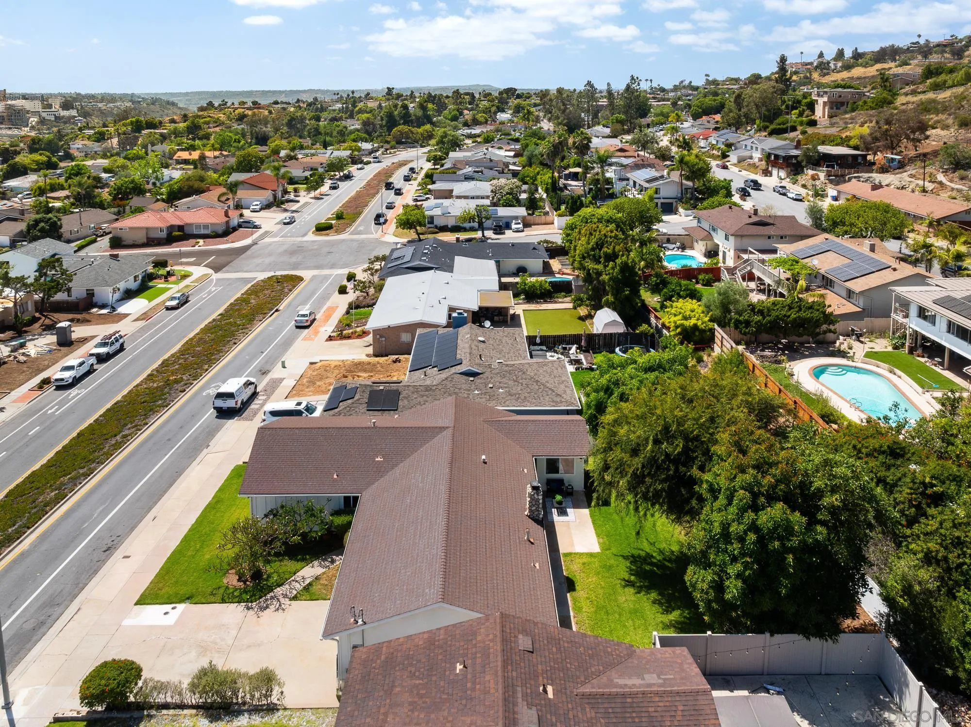 https://cdn.realtyfeed.com/cdn/127/260012192/5a92bfcd1d642ed0fa9f7f9a867597d8.webp