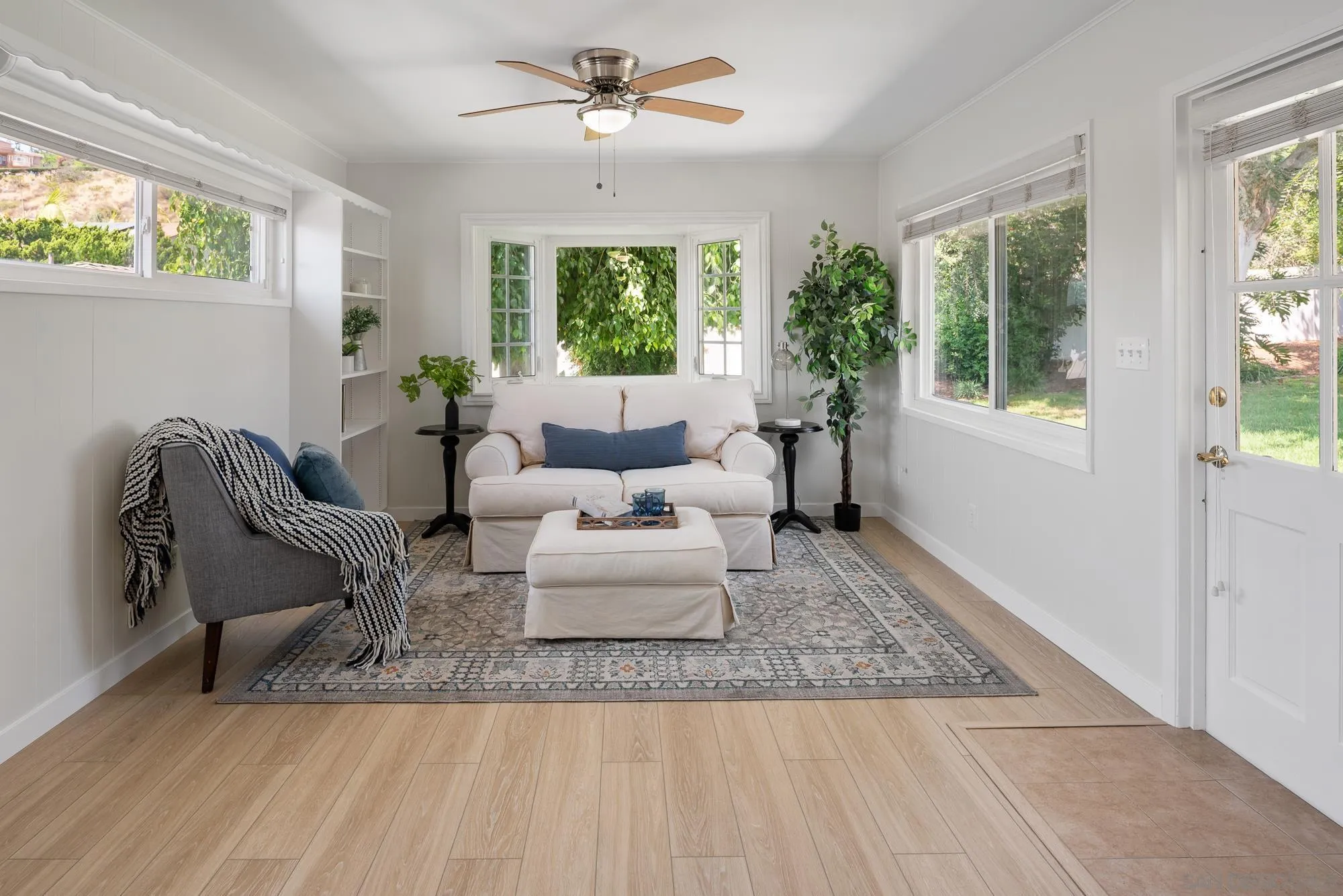 https://cdn.realtyfeed.com/cdn/127/260012192/5b5e40d84db435d4695e2e6def08fcd5.webp