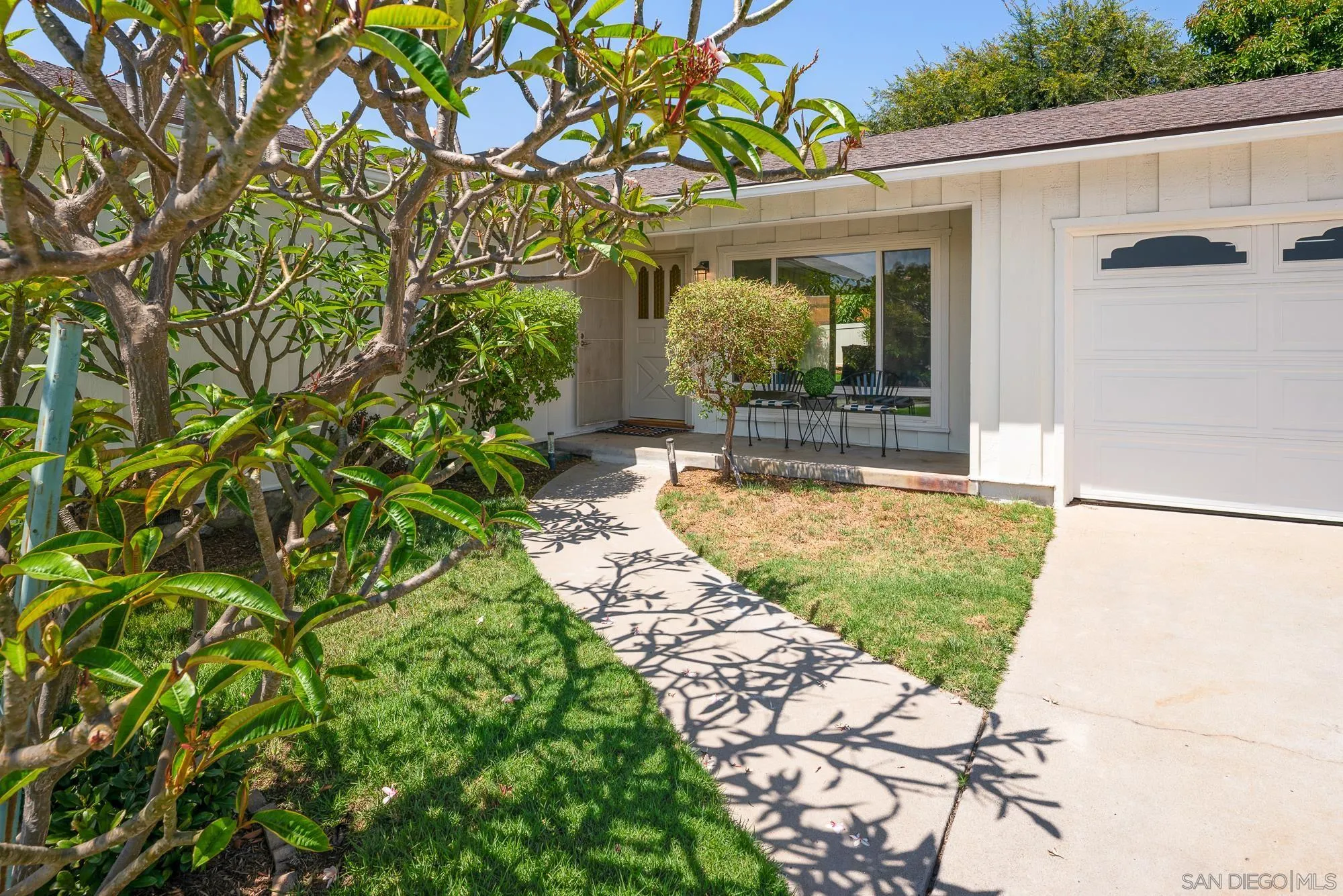 https://cdn.realtyfeed.com/cdn/127/260012192/f0f6881346674a50f36d4cb97e9e0948.webp