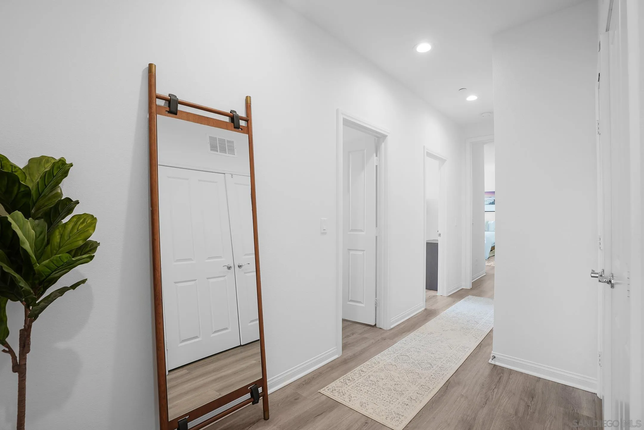 Photo #11: 260012193 Listing: Photo #11