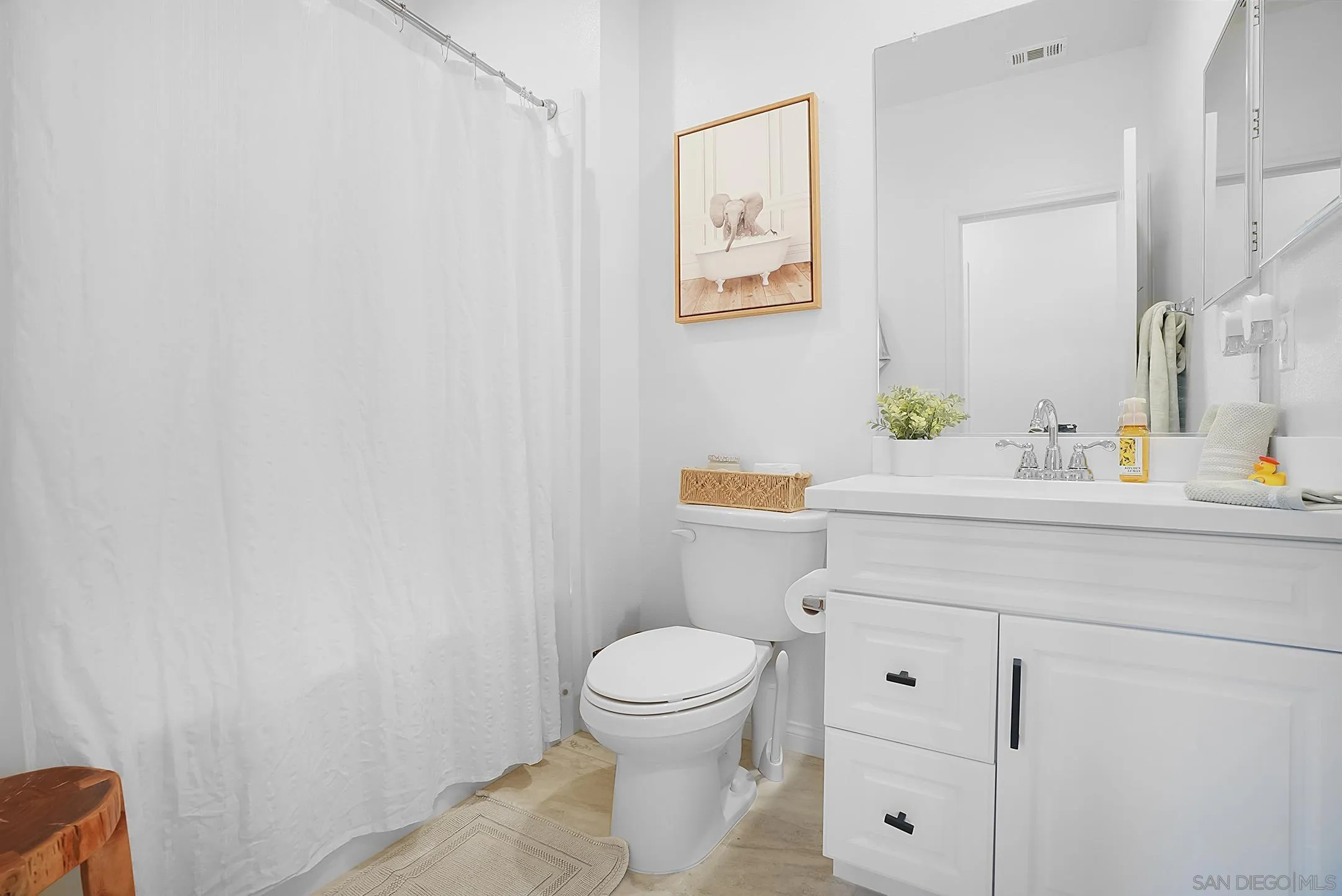 Photo #18: 260012193 Listing: Photo #18