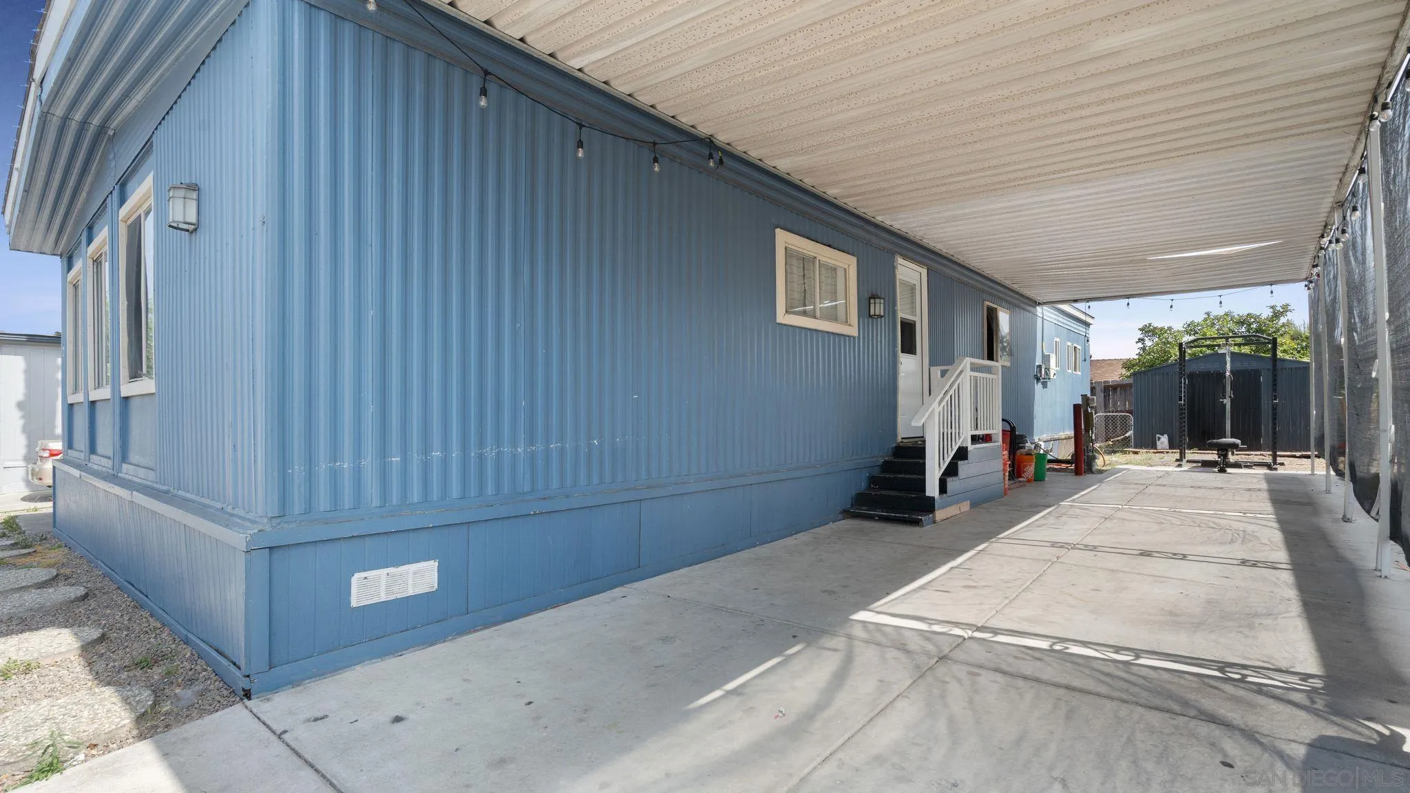 https://cdn.realtyfeed.com/cdn/127/260012194/898983437b6002a3cc83424d0dda1065.webp