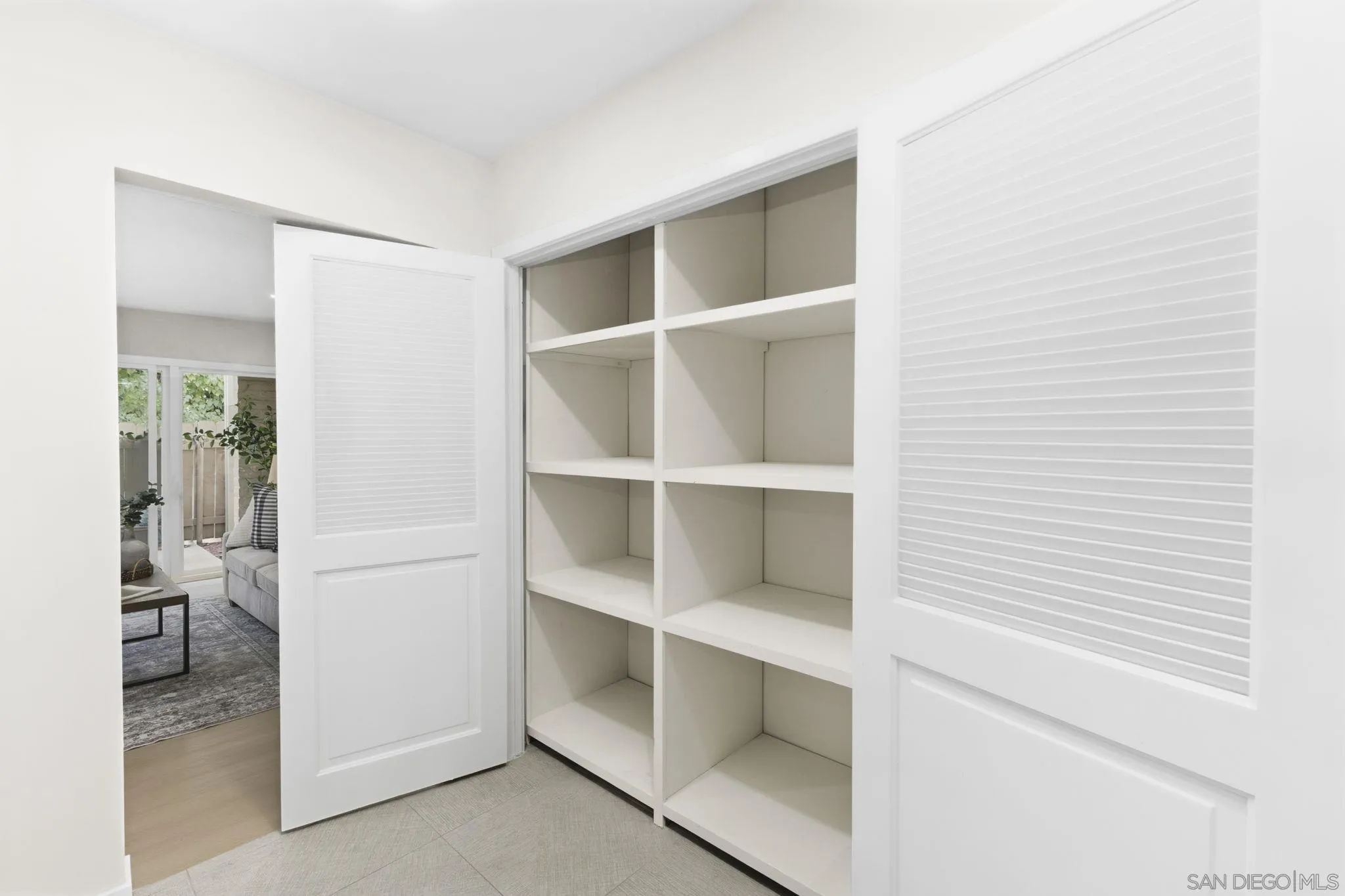 Photo #5: 260012196 Listing: Photo #5