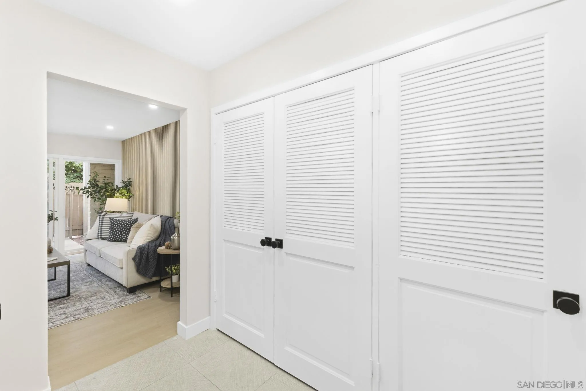 Photo #4: 260012196 Listing: Photo #4