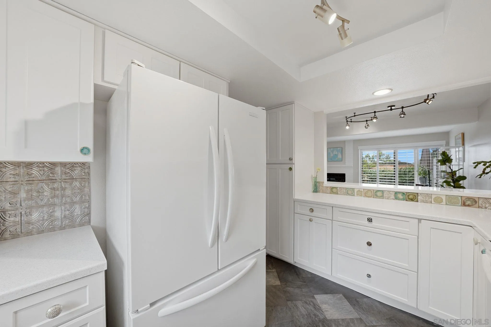 Photo #14: 260012199 Listing: Photo #14
