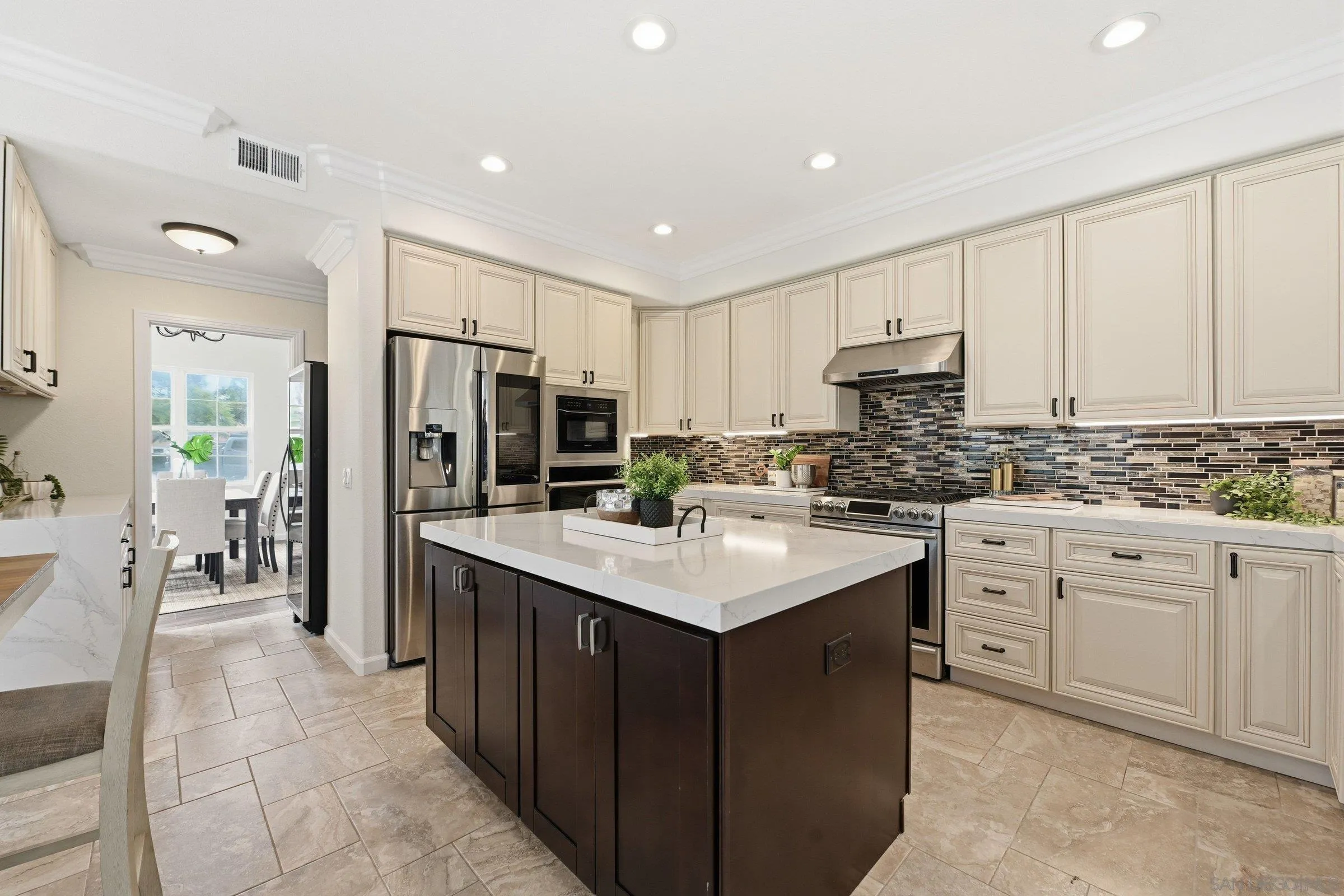 https://cdn.realtyfeed.com/cdn/127/2600122/3ad8b21e0254b70ec698cbefd9c5e3a2.webp