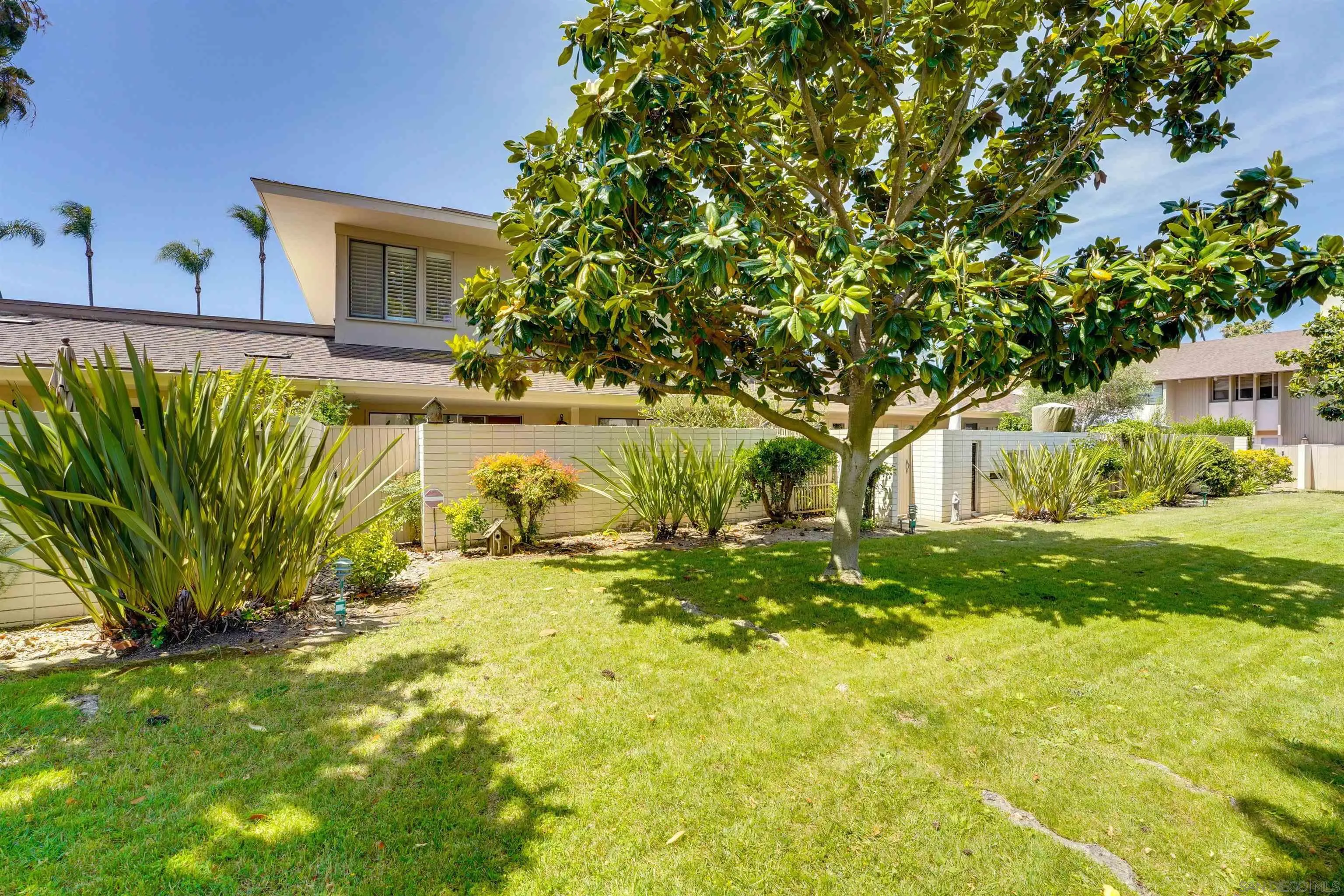 https://cdn.realtyfeed.com/cdn/127/260012202/870c466879fd977e4d3f35ad9ce48ffb.webp