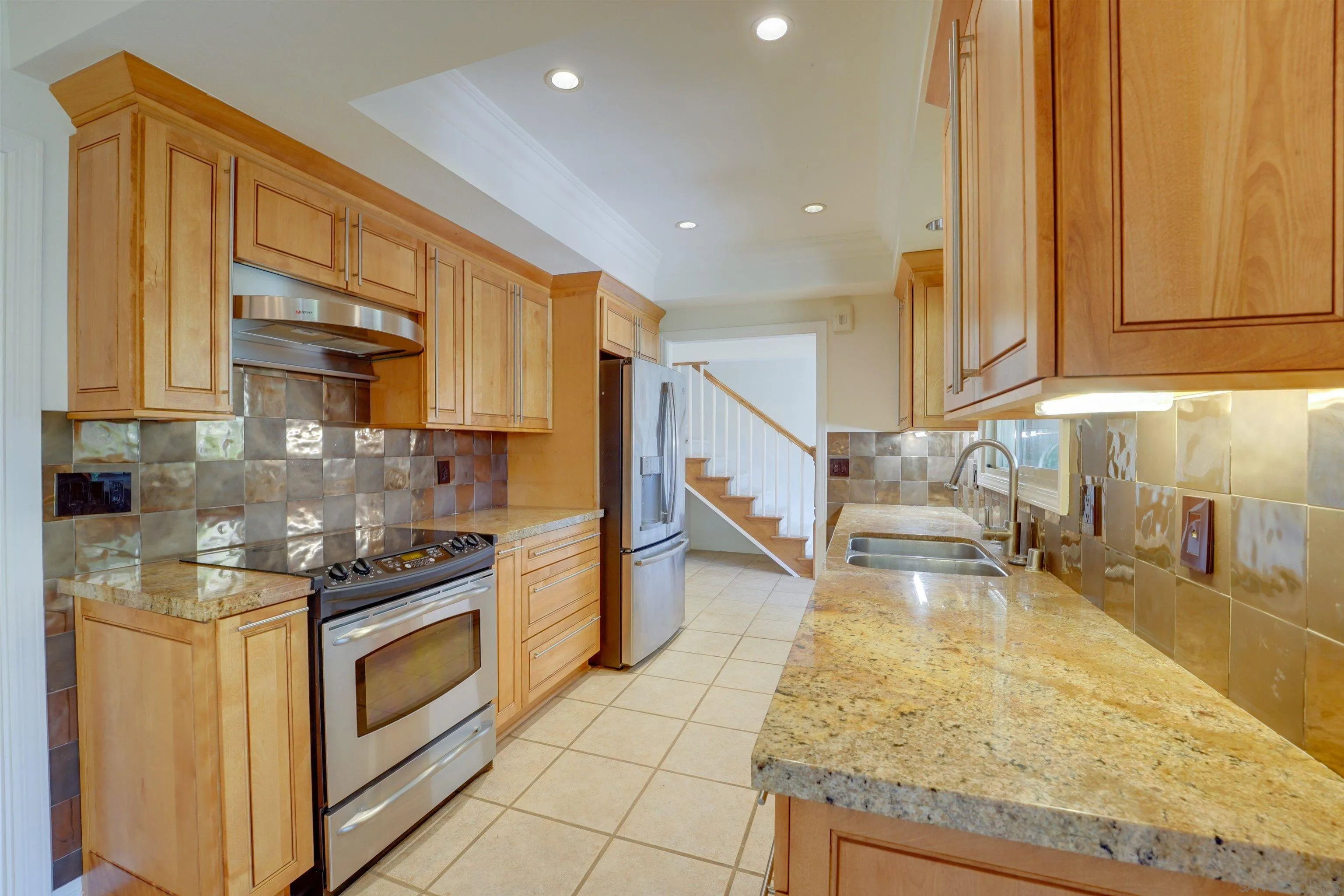 https://cdn.realtyfeed.com/cdn/127/260012202/a90c91c7d7aefc337253ac95cc38bb73.webp