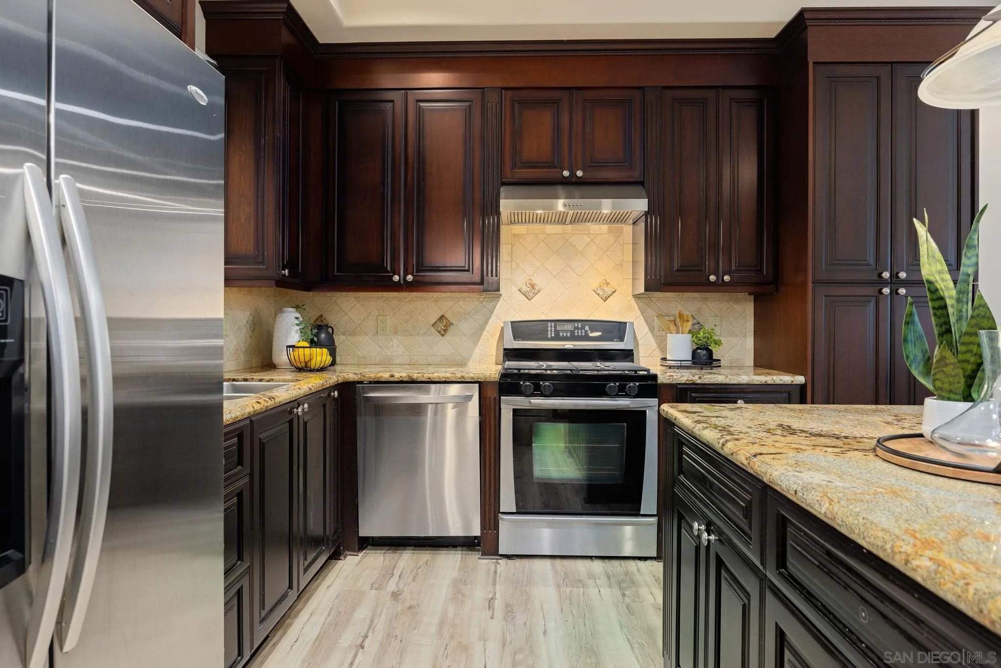 Photo #9: 260012203 Listing: Photo #9