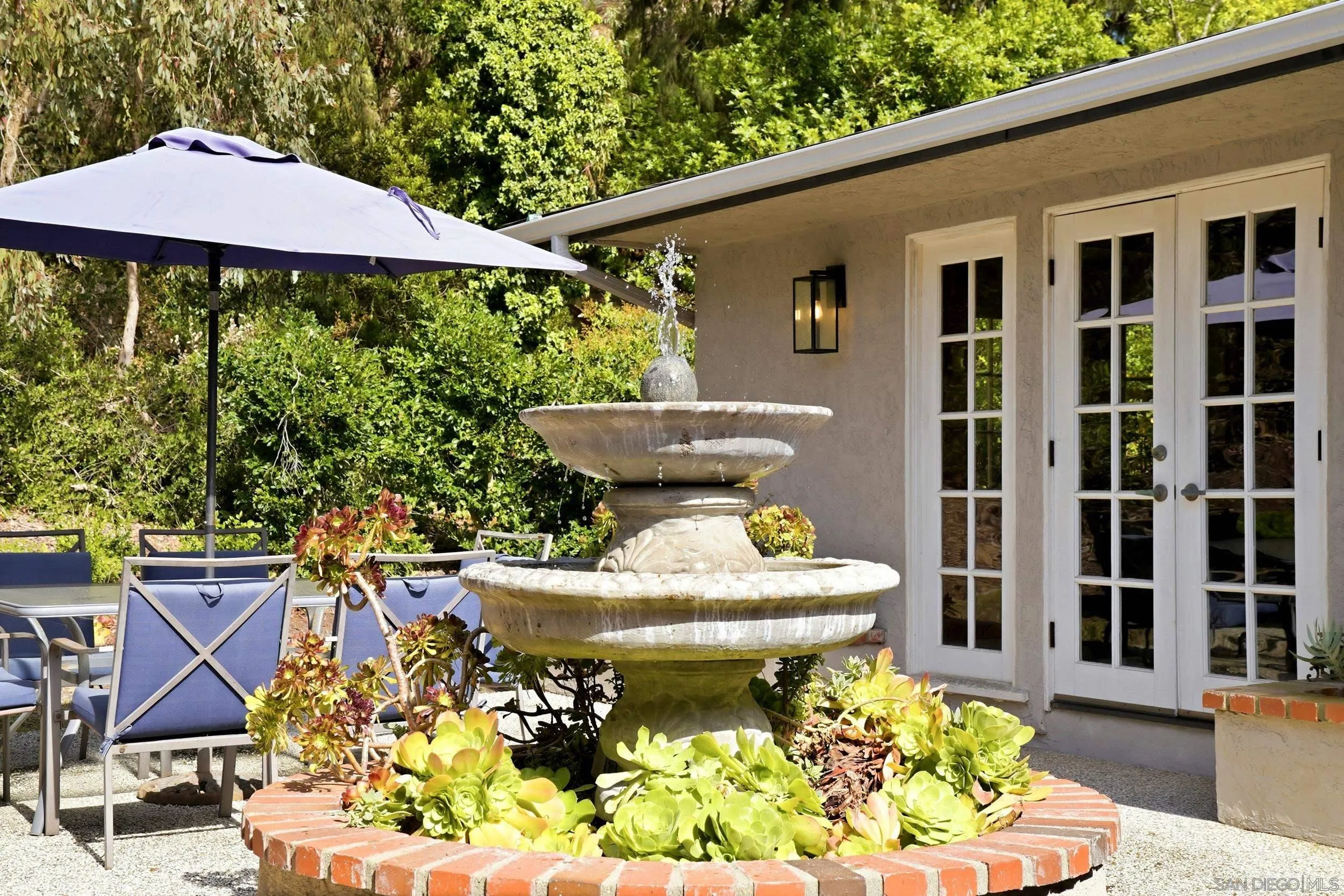 https://cdn.realtyfeed.com/cdn/127/260012205/d1d5713eabffe749d0a523c4a35b31f8.webp