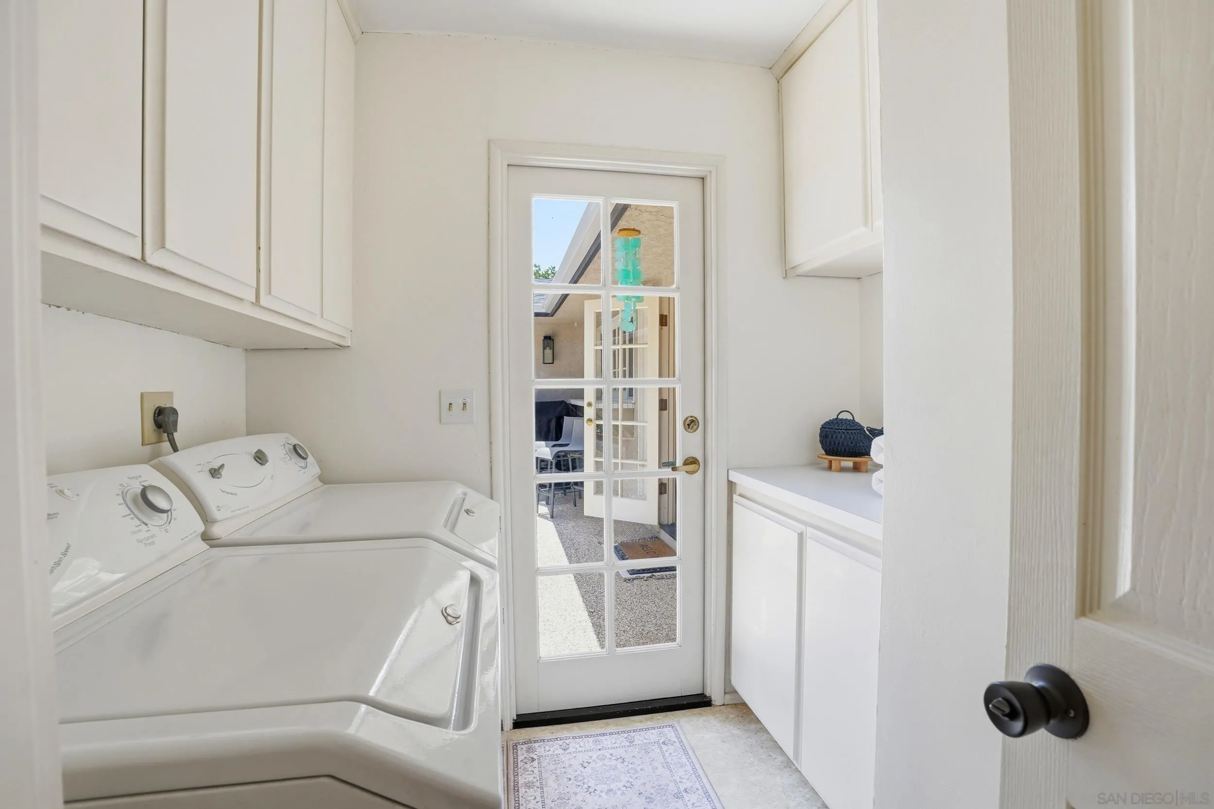 https://cdn.realtyfeed.com/cdn/127/260012205/ed17b5d98ed40cfa652c0240b5f20f1c.webp