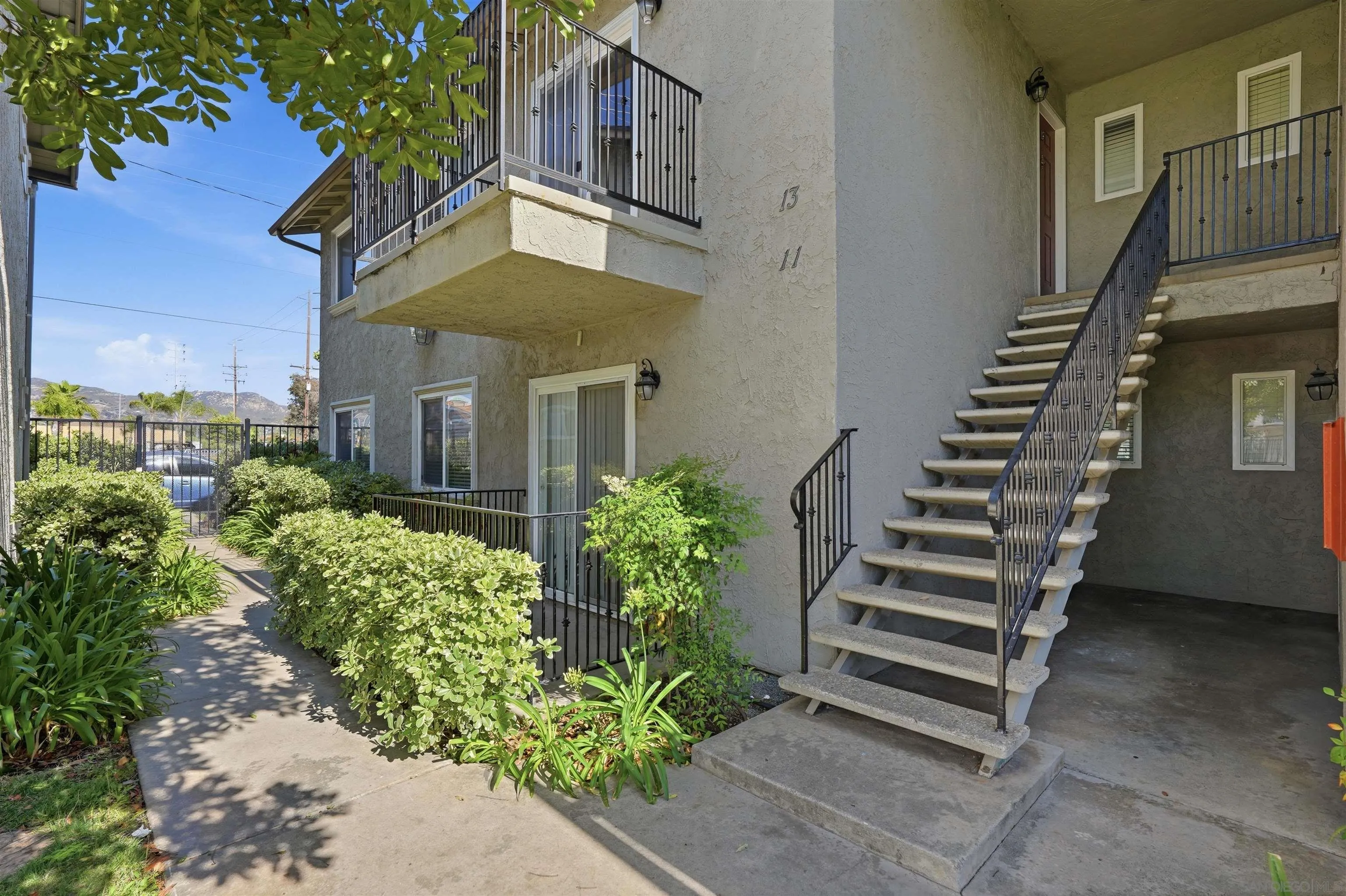 Photo #1: 260012206 Listing: Photo #1
