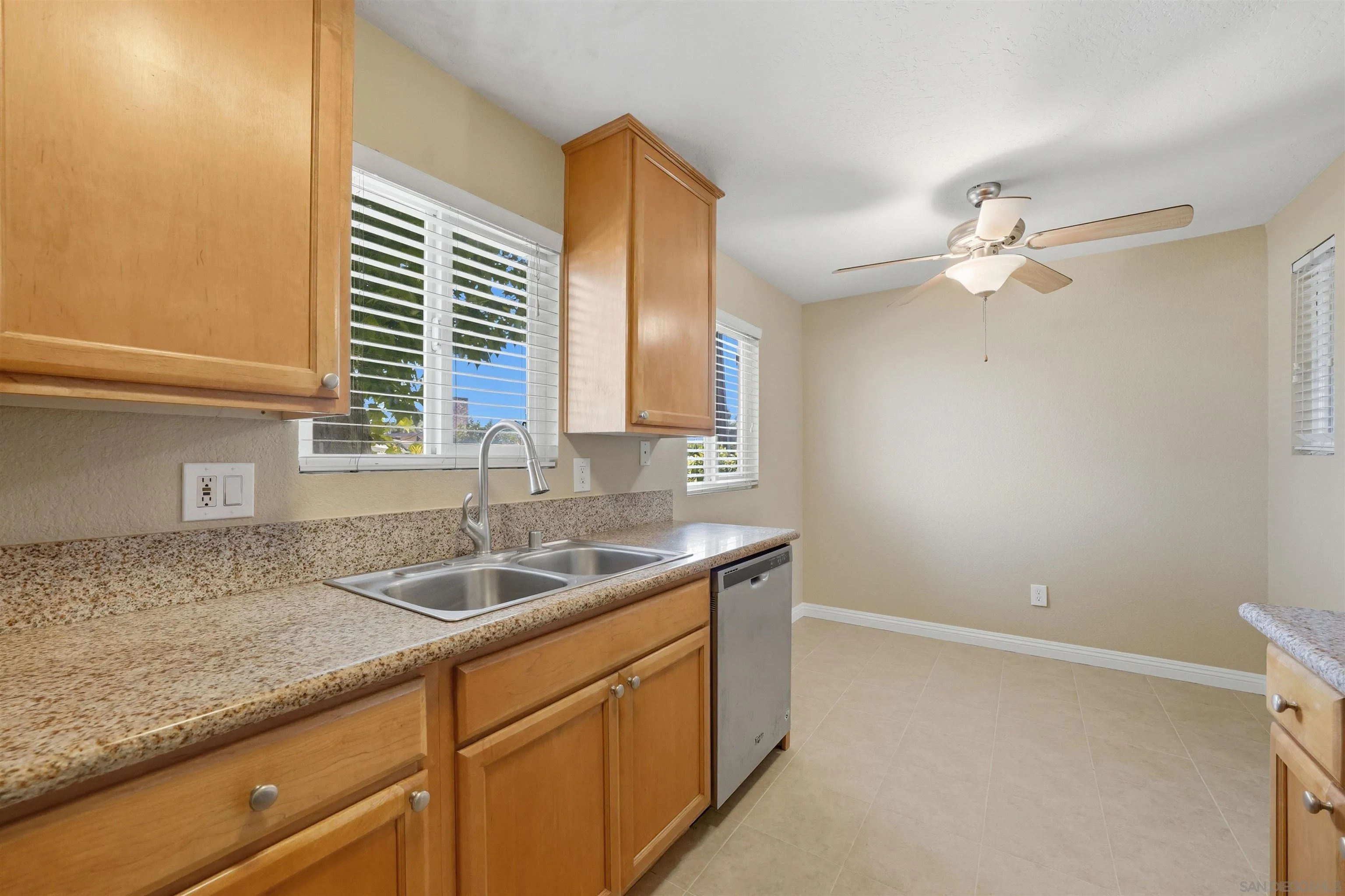 Photo #15: 260012206 Listing: Photo #15