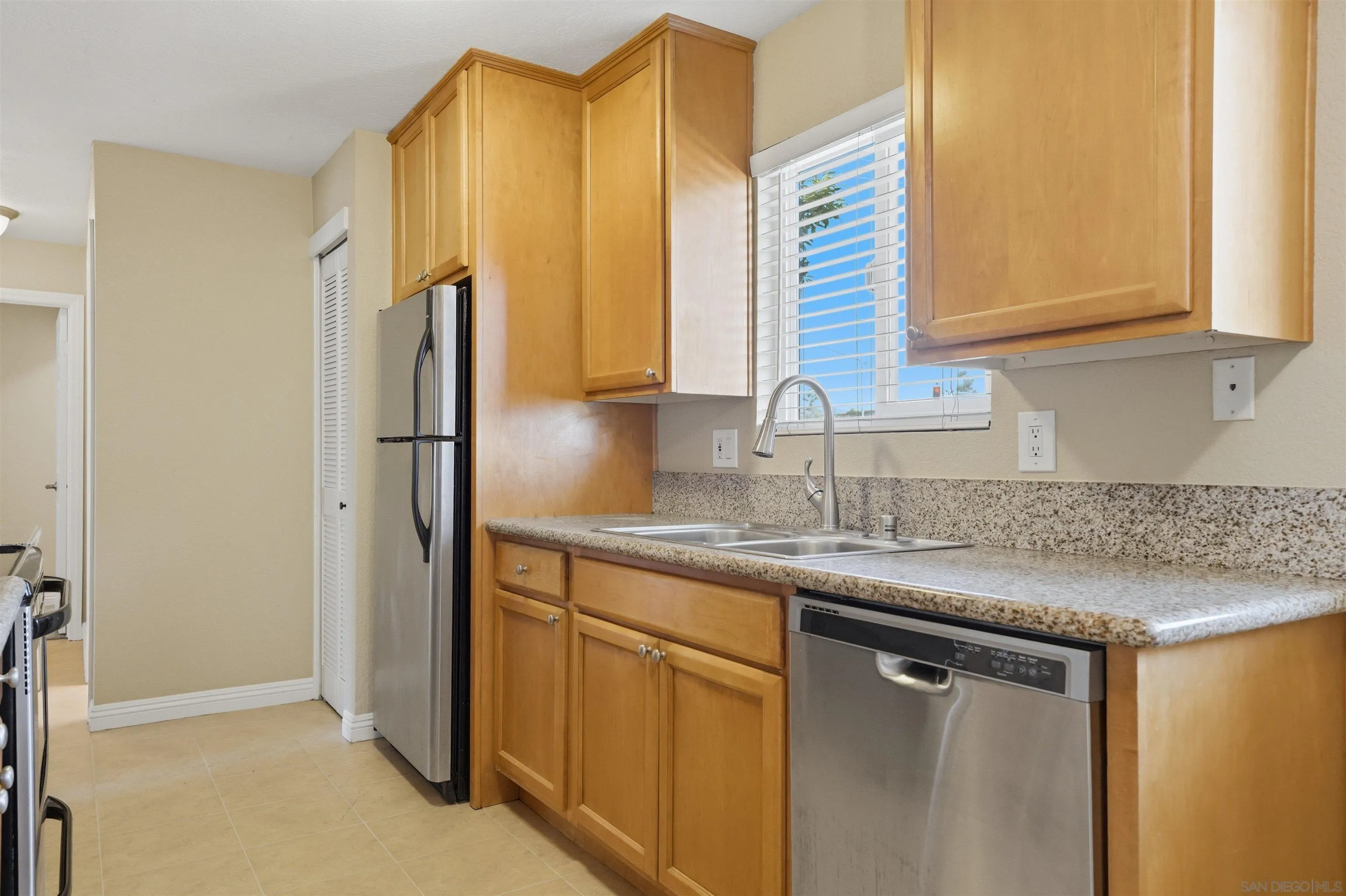 Photo #11: 260012206 Listing: Photo #11