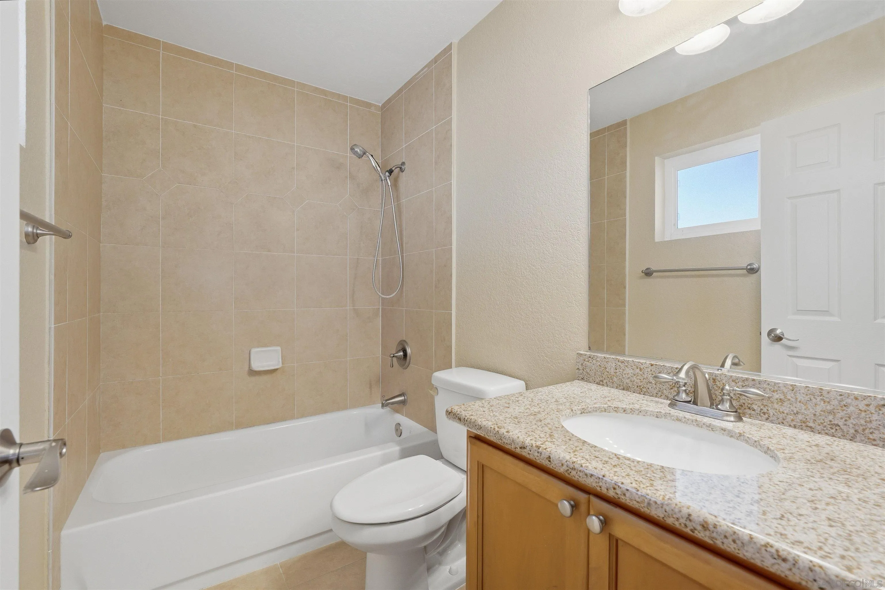 Photo #19: 260012206 Listing: Photo #19
