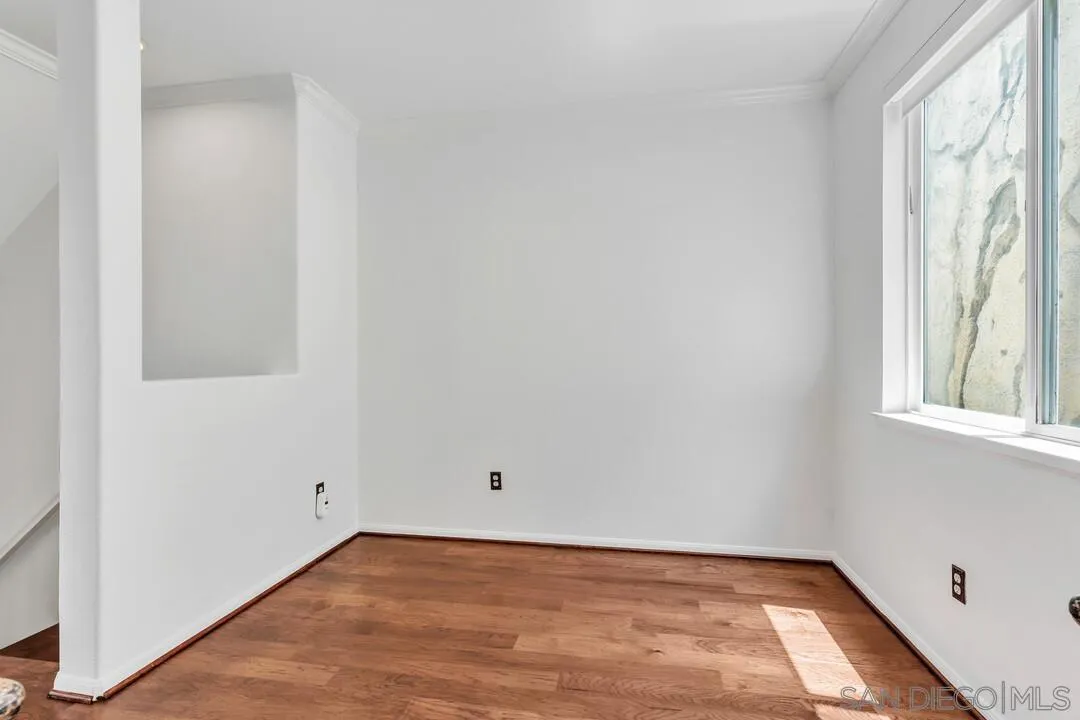 Photo #8: 260012207 Listing: Photo #8