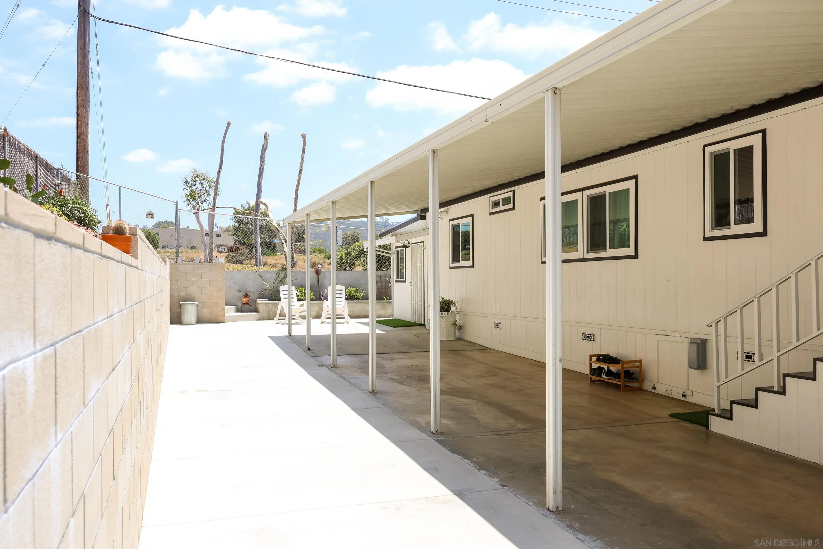 https://cdn.realtyfeed.com/cdn/127/260012213/9e7dceb6605de074fcd7bb5fd0045e6f.webp