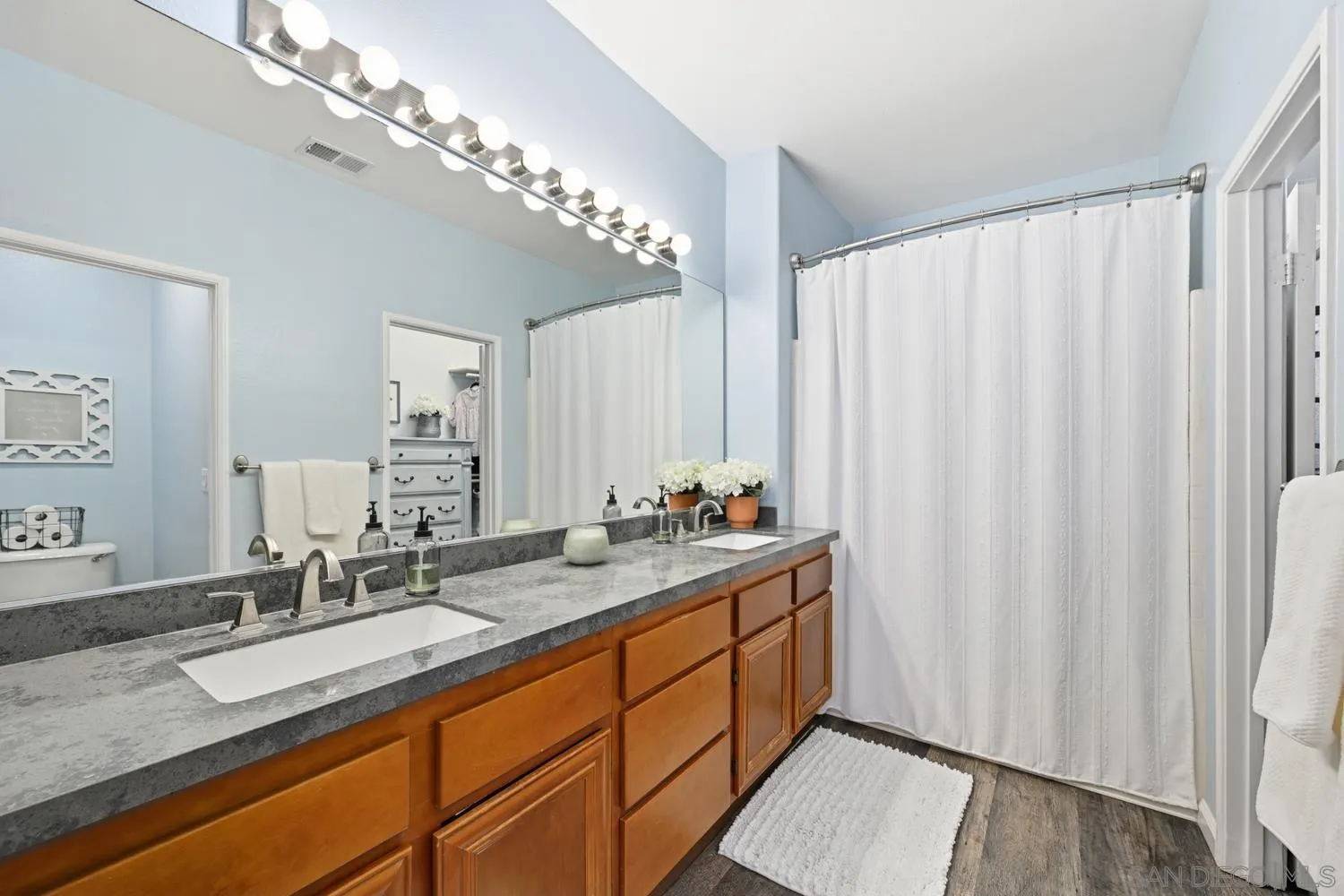 Photo #11: 260012219 Listing: Photo #11