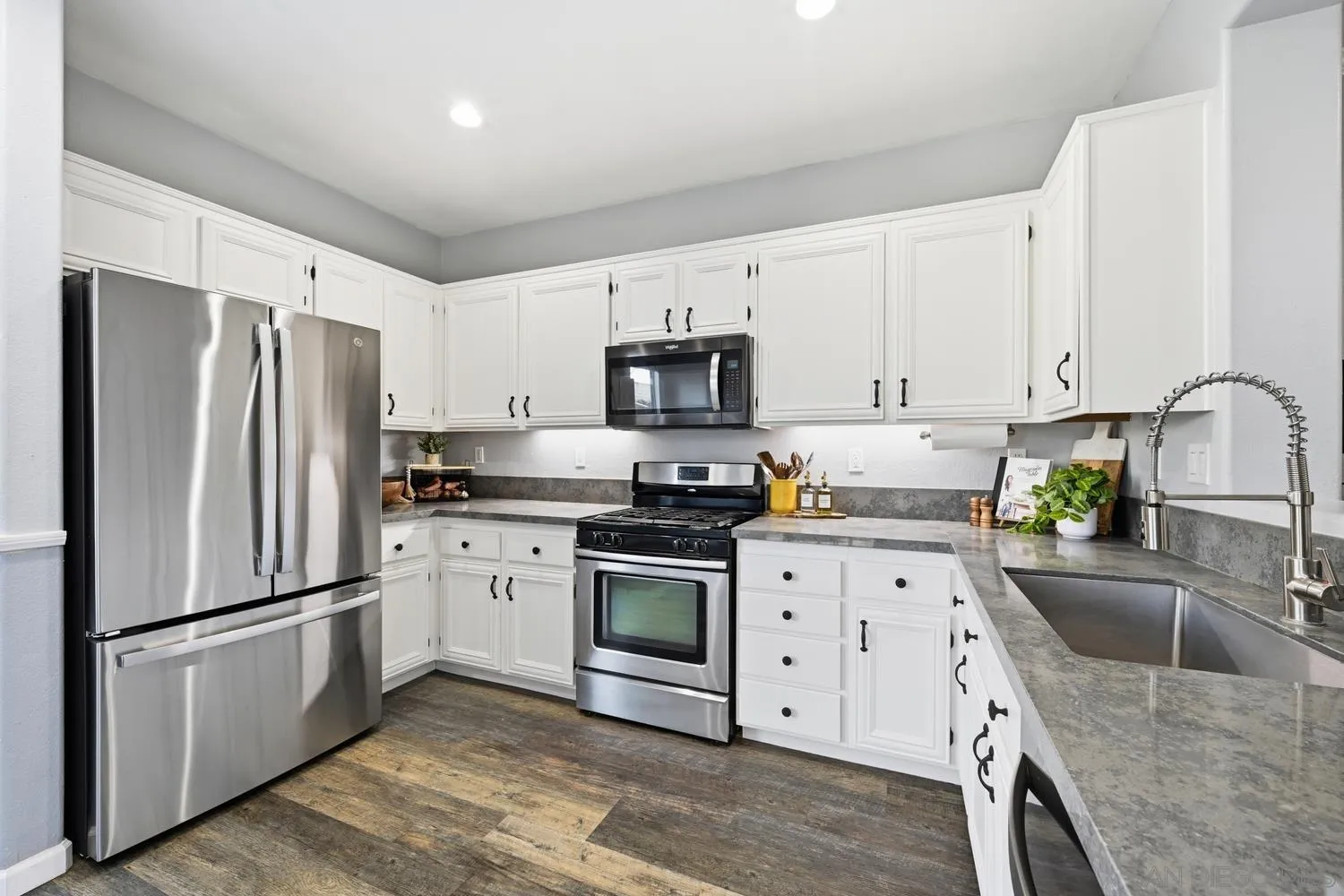 Photo #7: 260012219 Listing: Photo #7