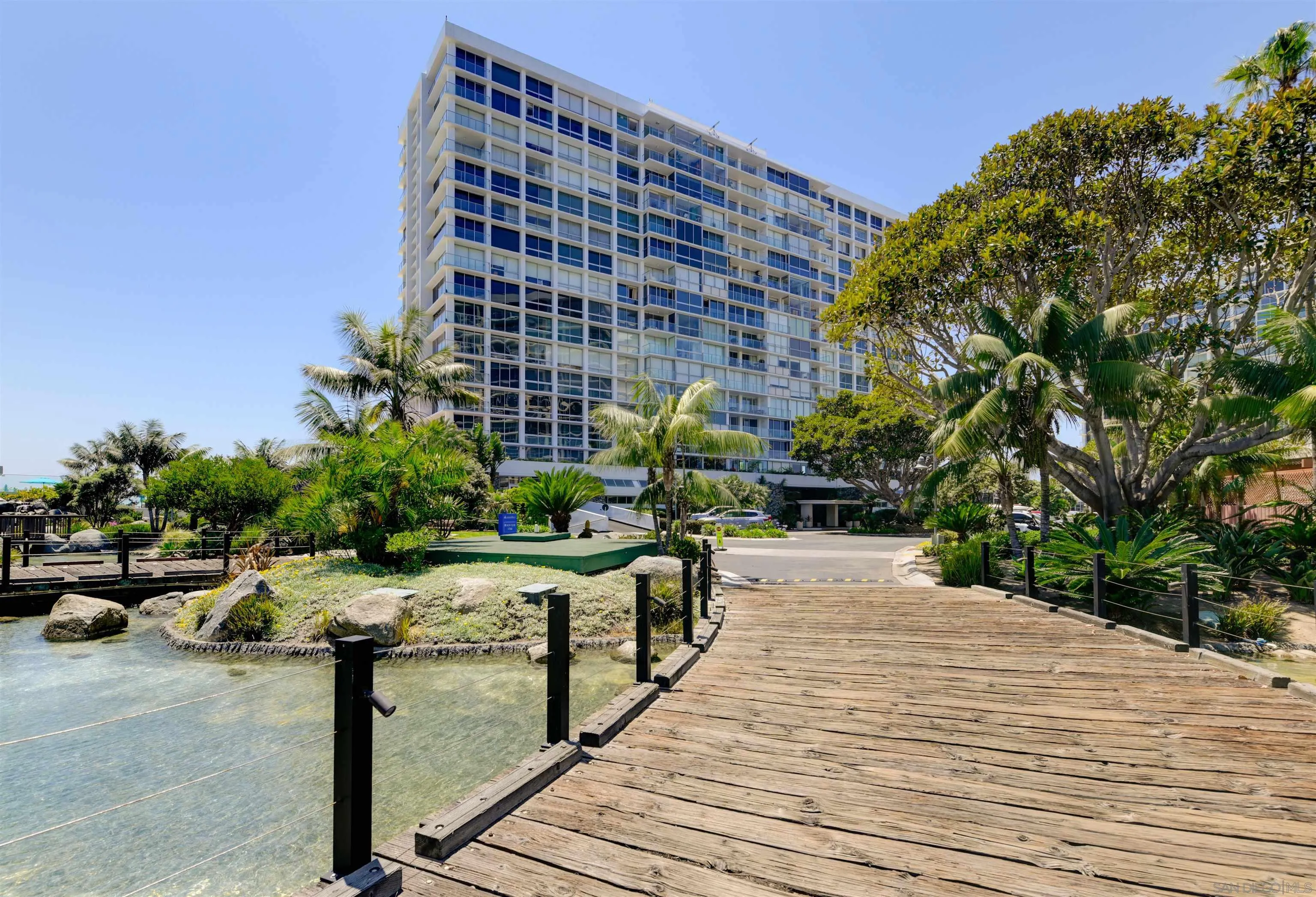 https://cdn.realtyfeed.com/cdn/127/260012222/227ba199ad92c190185300add8204665.webp