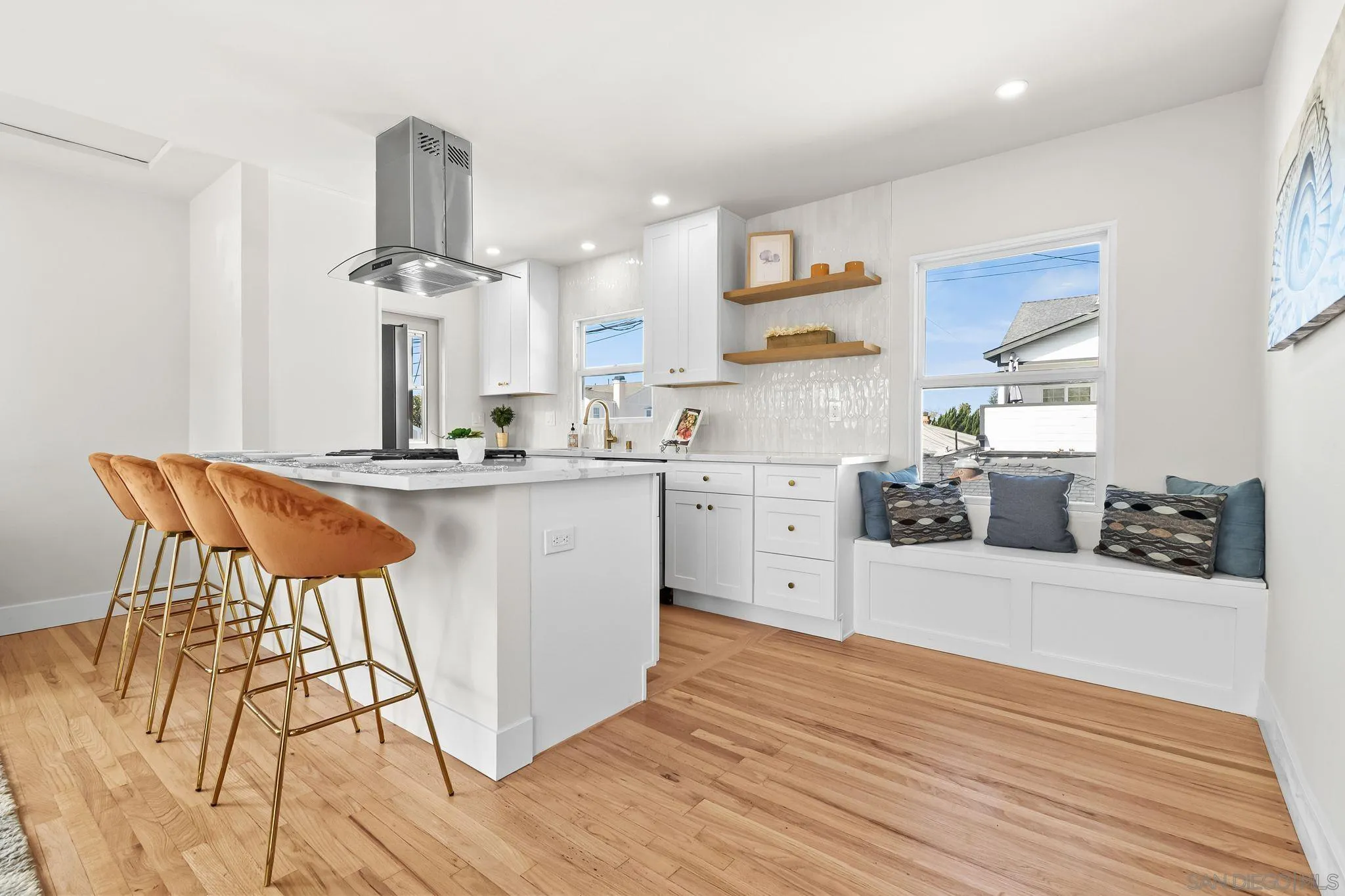 https://cdn.realtyfeed.com/cdn/127/260012223/33f1671b12129ebb7844406e2740e139.webp