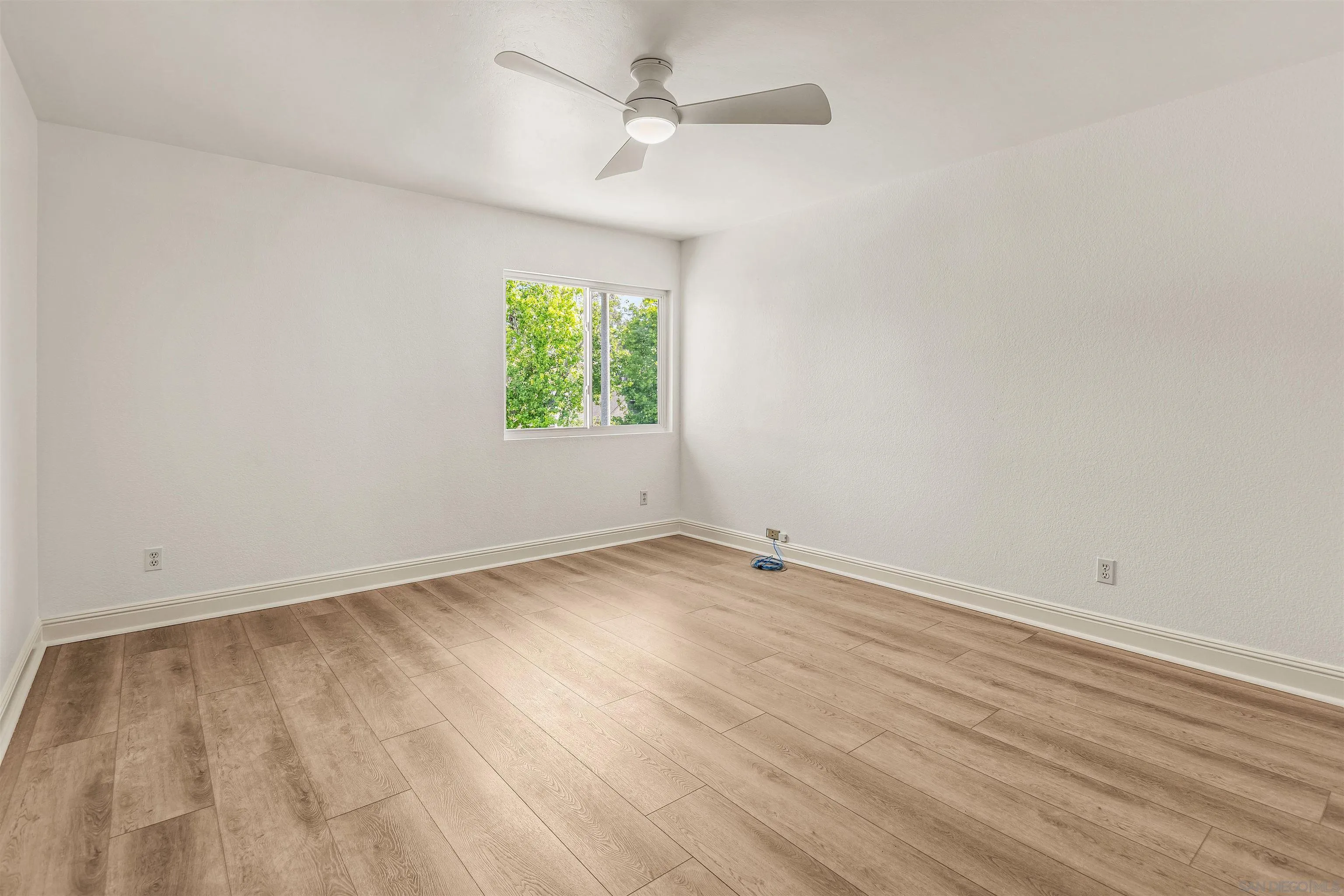 https://cdn.realtyfeed.com/cdn/127/260012225/5ced91b573068189c36da53dd8000648.webp