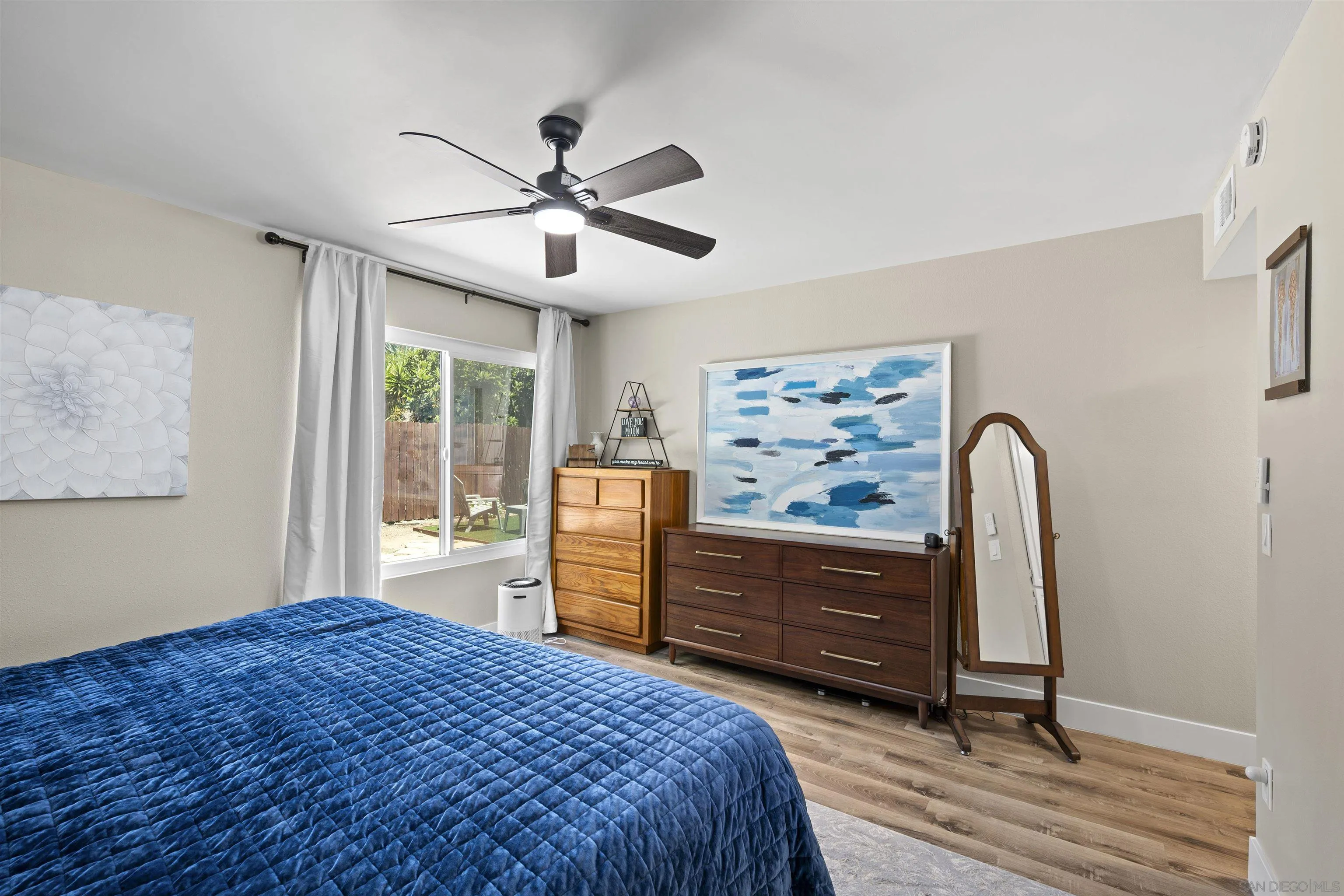https://cdn.realtyfeed.com/cdn/127/260012227/0bff6564cb2253099a05ddef95e5703f.webp