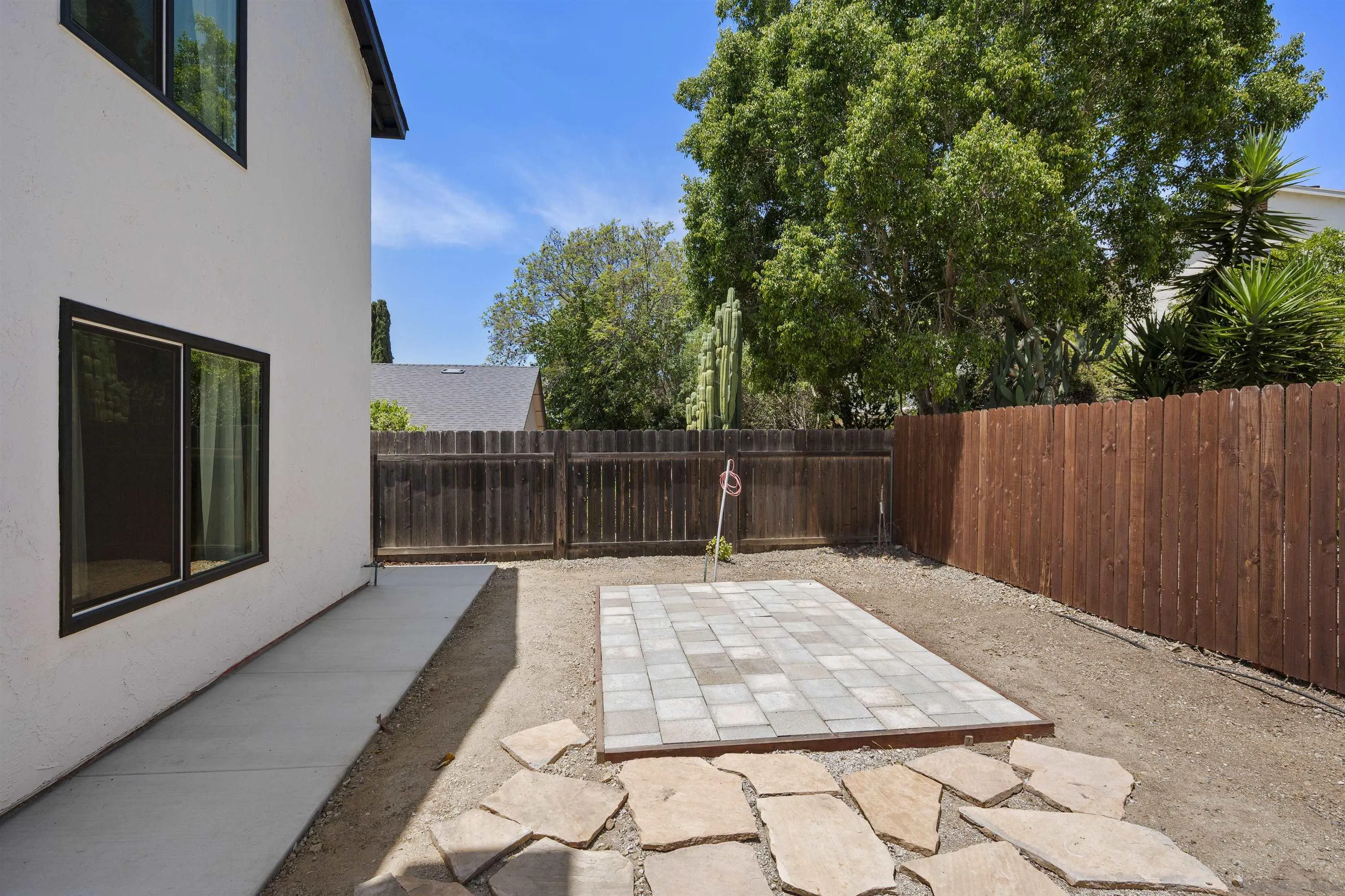 https://cdn.realtyfeed.com/cdn/127/260012227/8b31b608c294d4a28b7b23b4f8035c84.webp