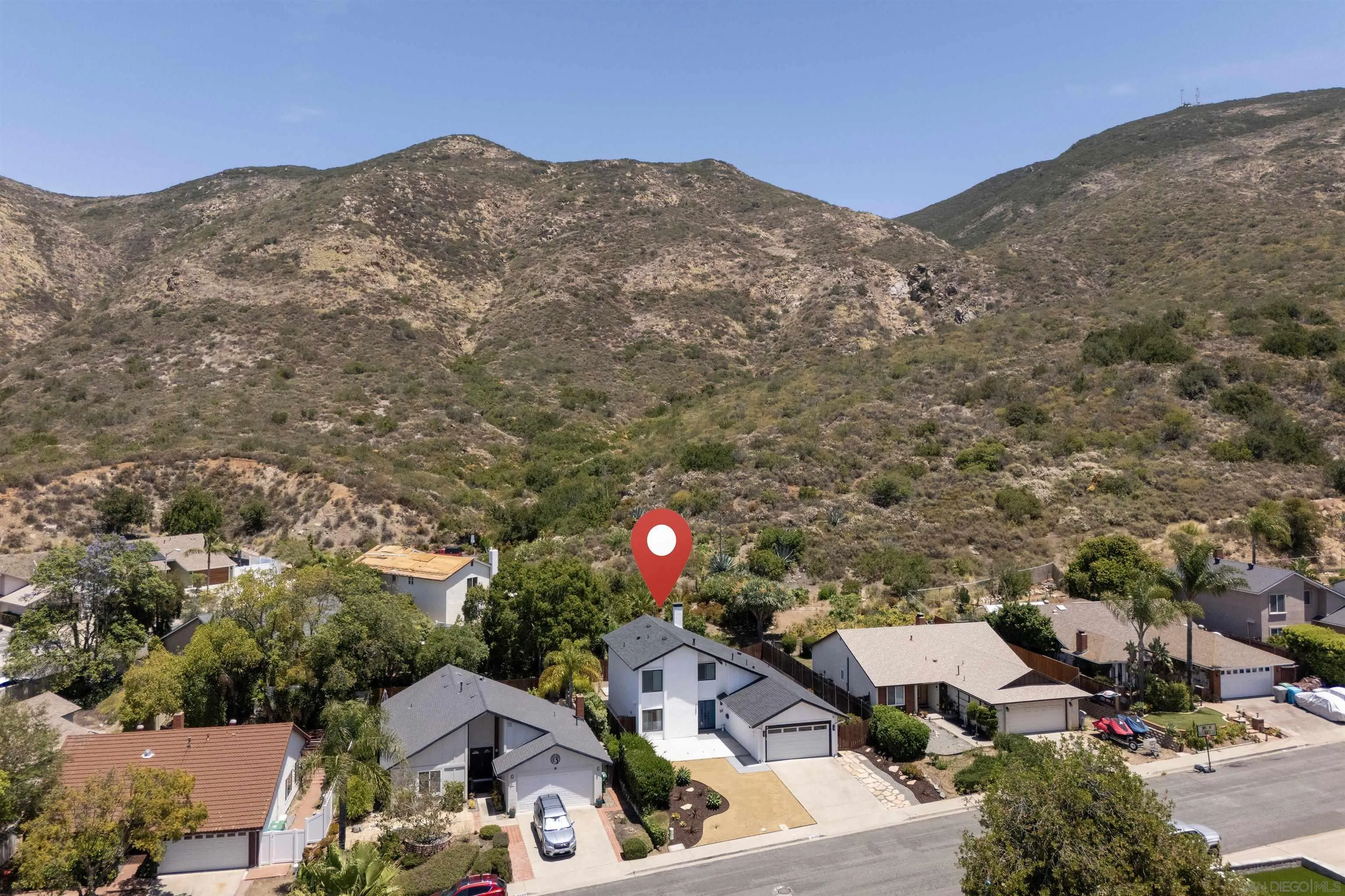 https://cdn.realtyfeed.com/cdn/127/260012227/c09b9b5822278307039e1980368df08d.webp