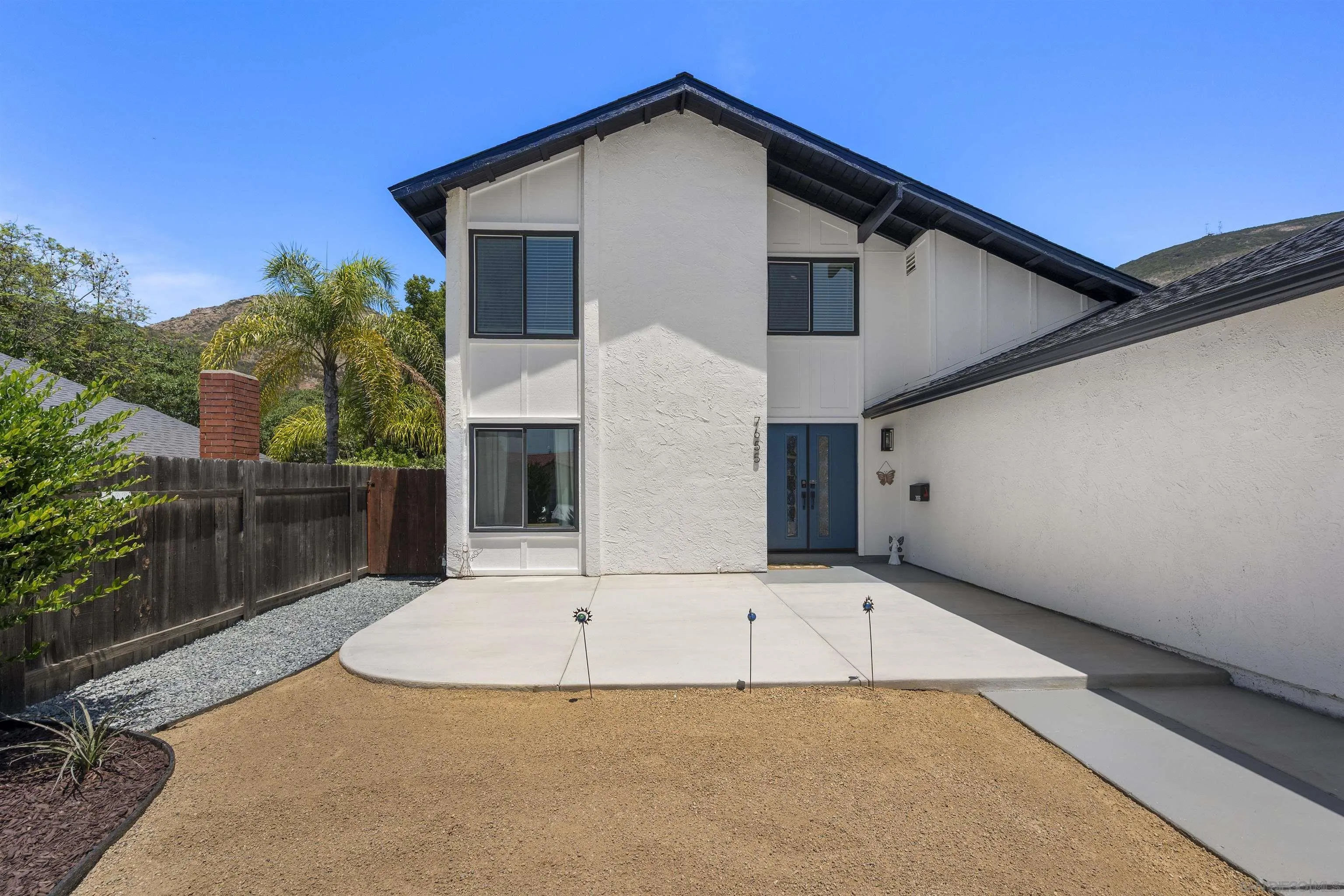 https://cdn.realtyfeed.com/cdn/127/260012227/d416b92e205084aa377625c2752120bc.webp