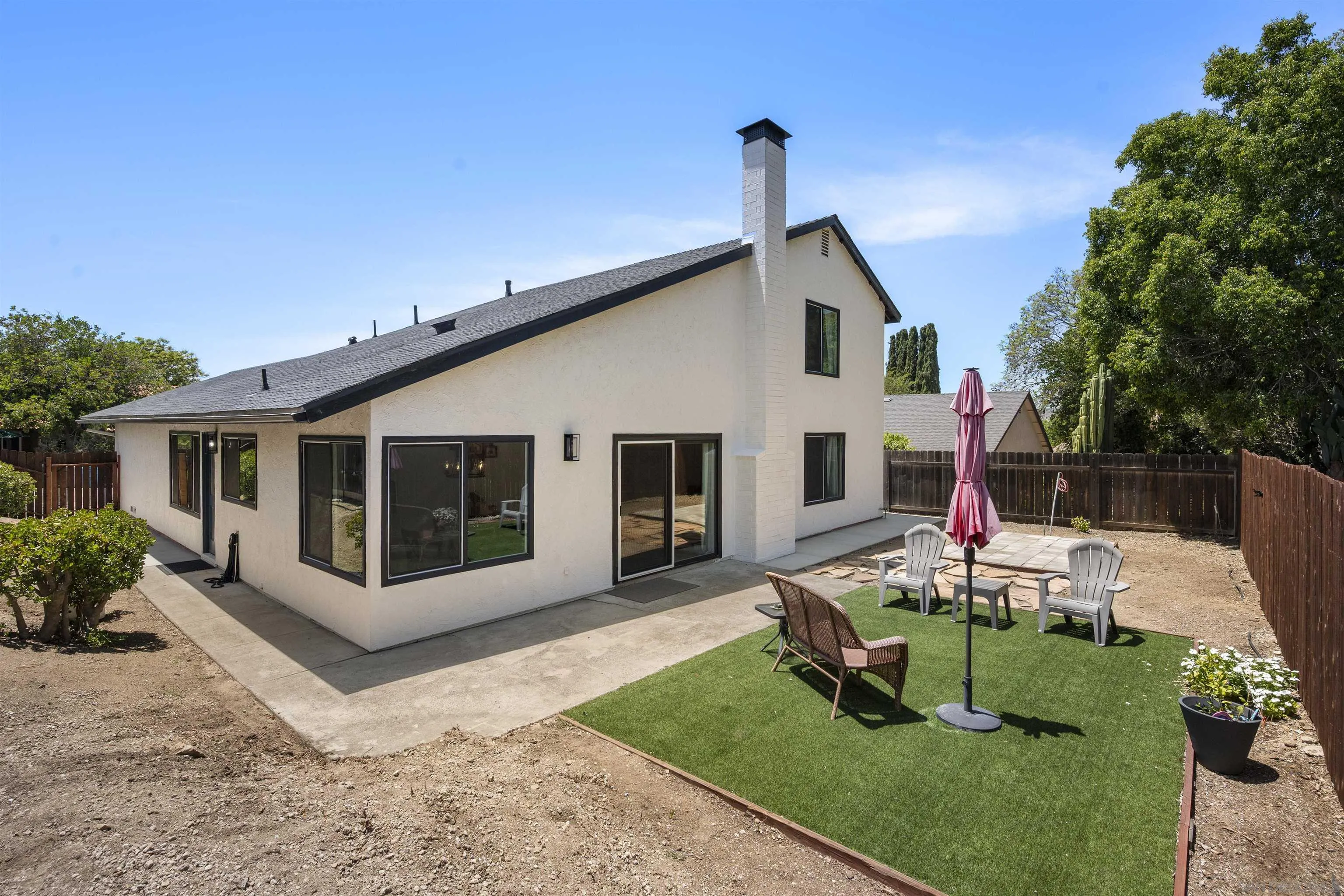 https://cdn.realtyfeed.com/cdn/127/260012227/db19029a244adf26fa647d6e1c06cf15.webp