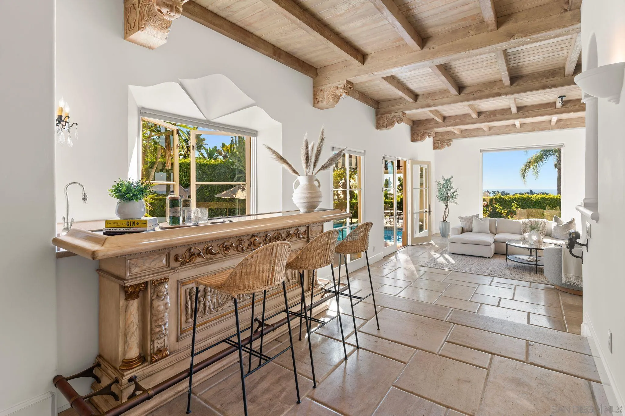 https://cdn.realtyfeed.com/cdn/127/260012230/37910245fbeb3a9712aeeaf83846cf37.webp