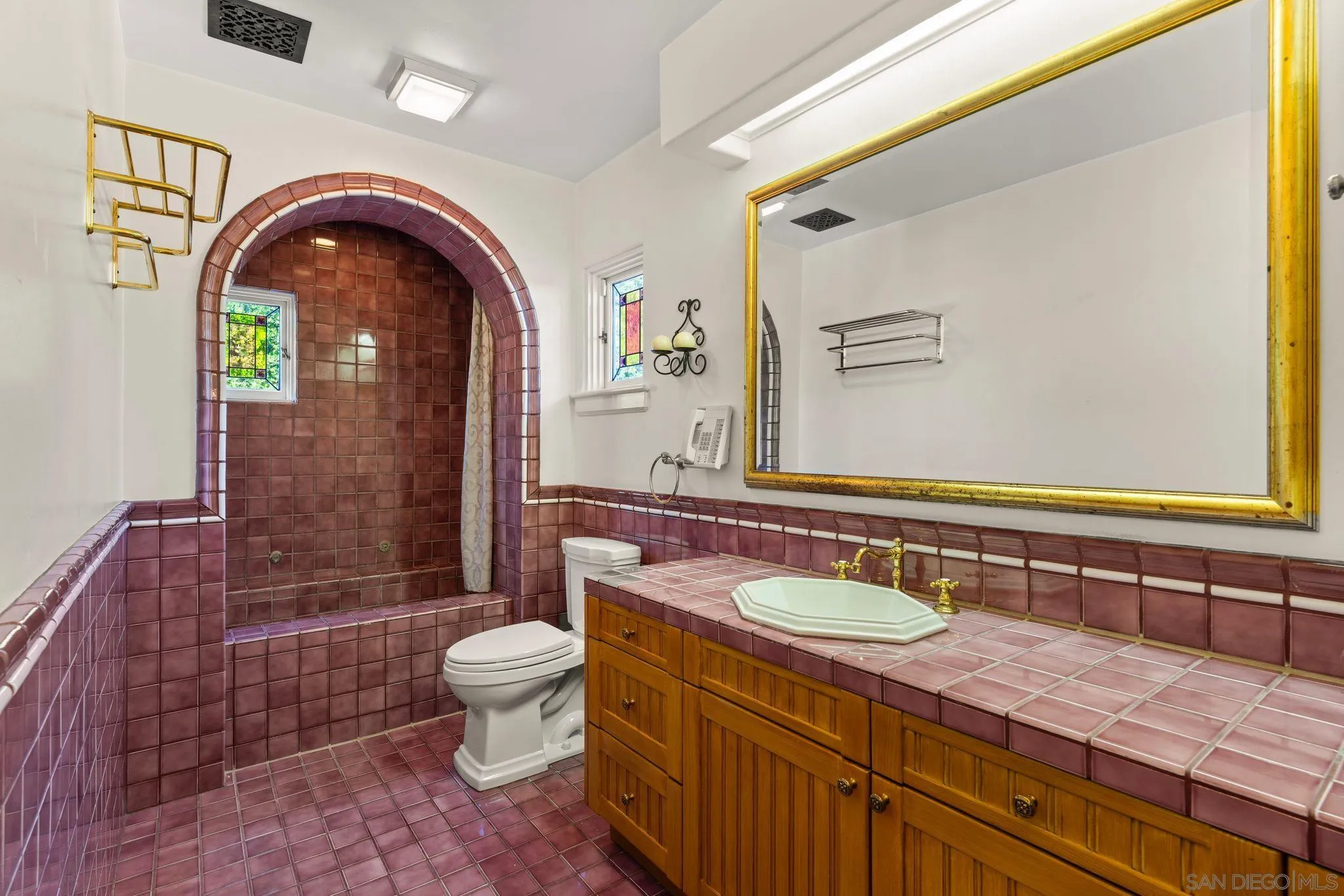 https://cdn.realtyfeed.com/cdn/127/260012230/8583989322fa151e59a86ad670233d83.webp