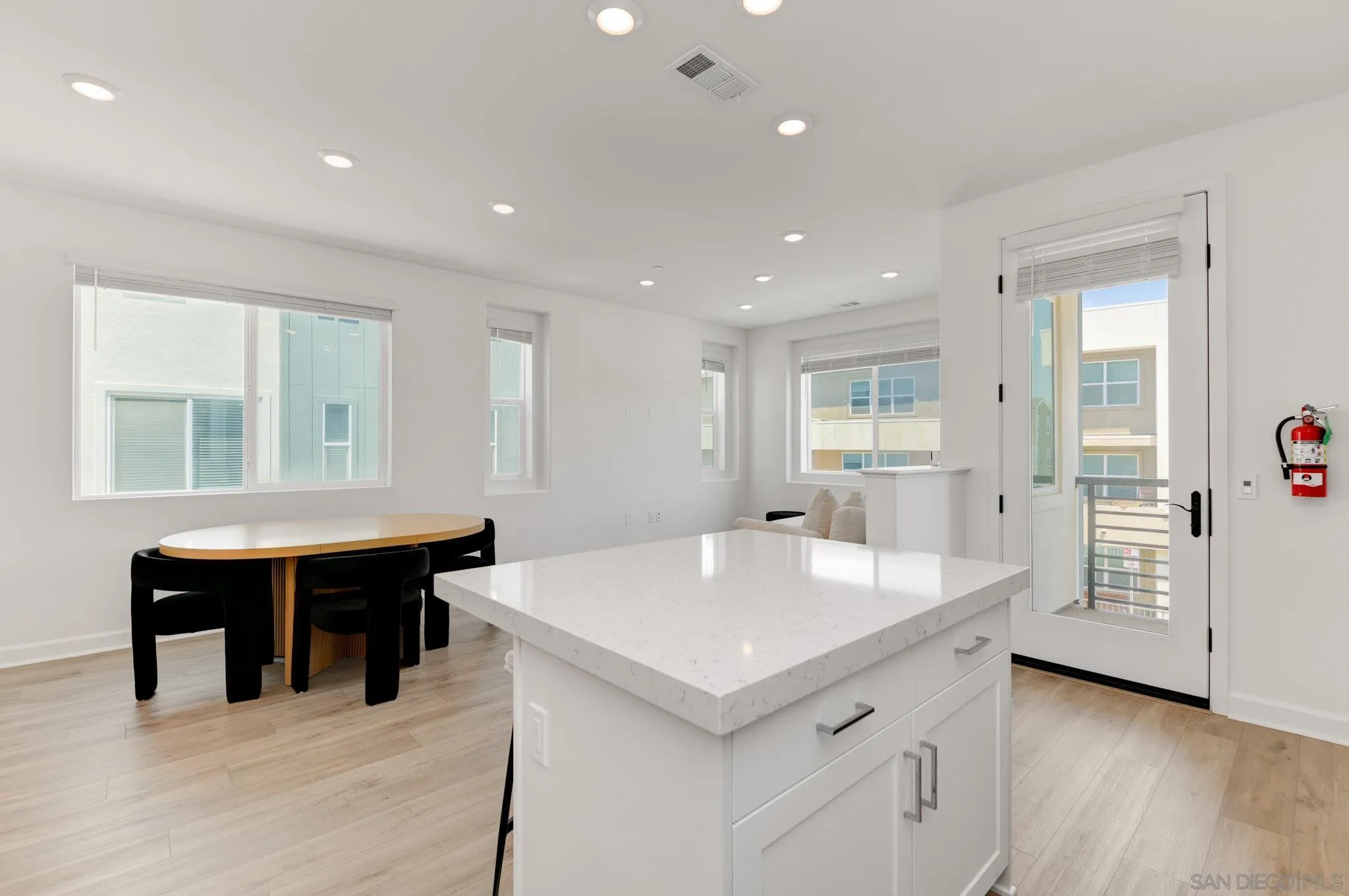 Photo #13: 260012231 Listing: Photo #13