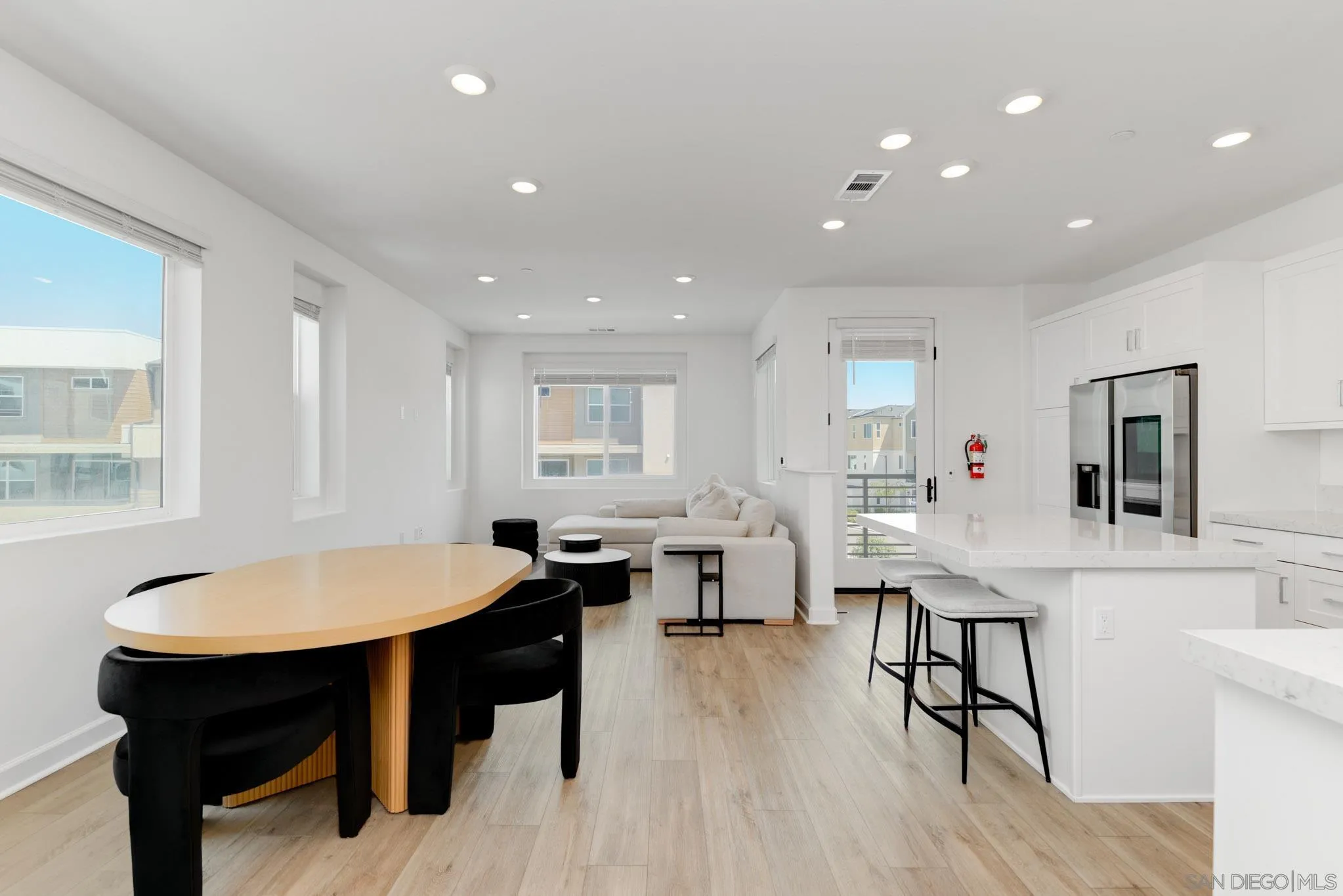 Photo #8: 260012231 Listing: Photo #8