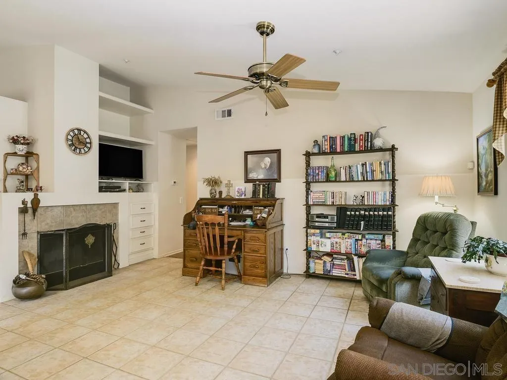 https://cdn.realtyfeed.com/cdn/127/260012233/6211322d4e3b21de2b01f09a8eed741a.webp