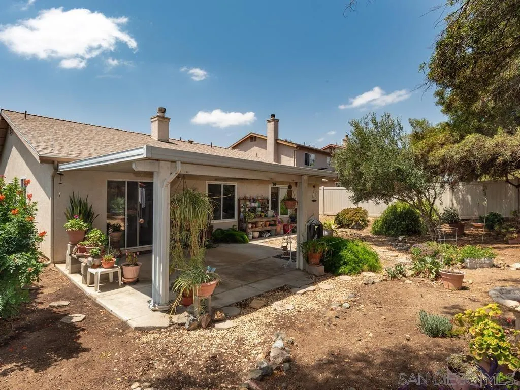 https://cdn.realtyfeed.com/cdn/127/260012233/8c471ae188d07ad04fc8c33325901cb5.webp