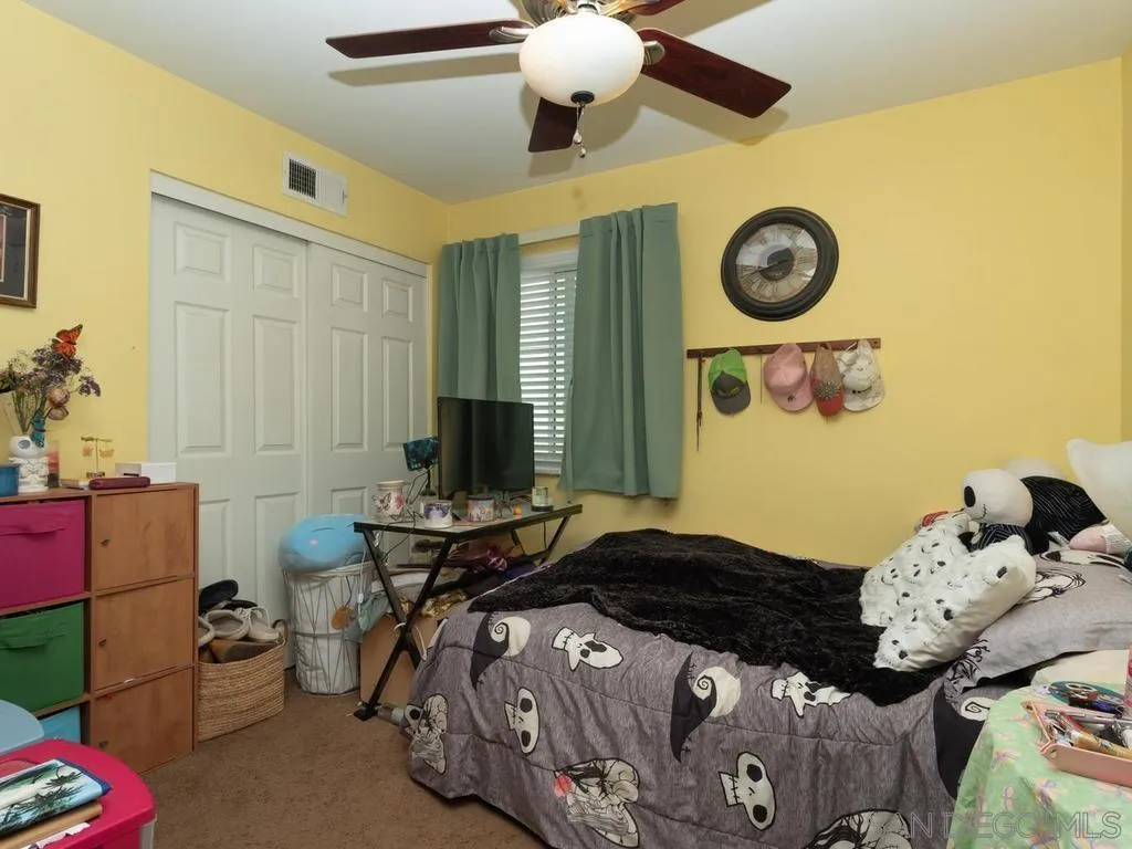 https://cdn.realtyfeed.com/cdn/127/260012233/cf4e2ea856e6757cfc45bf4a1f393b22.webp