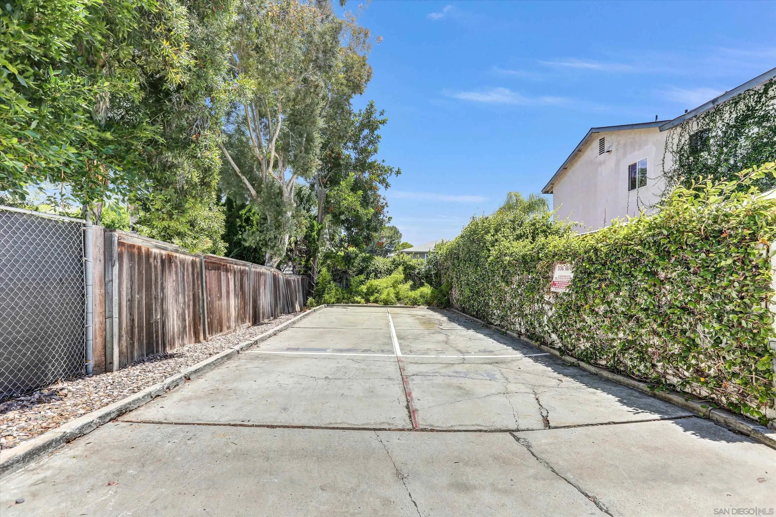 https://cdn.realtyfeed.com/cdn/127/260012237/31ad08ee2562150cdb89bc774d3e8ed4.webp