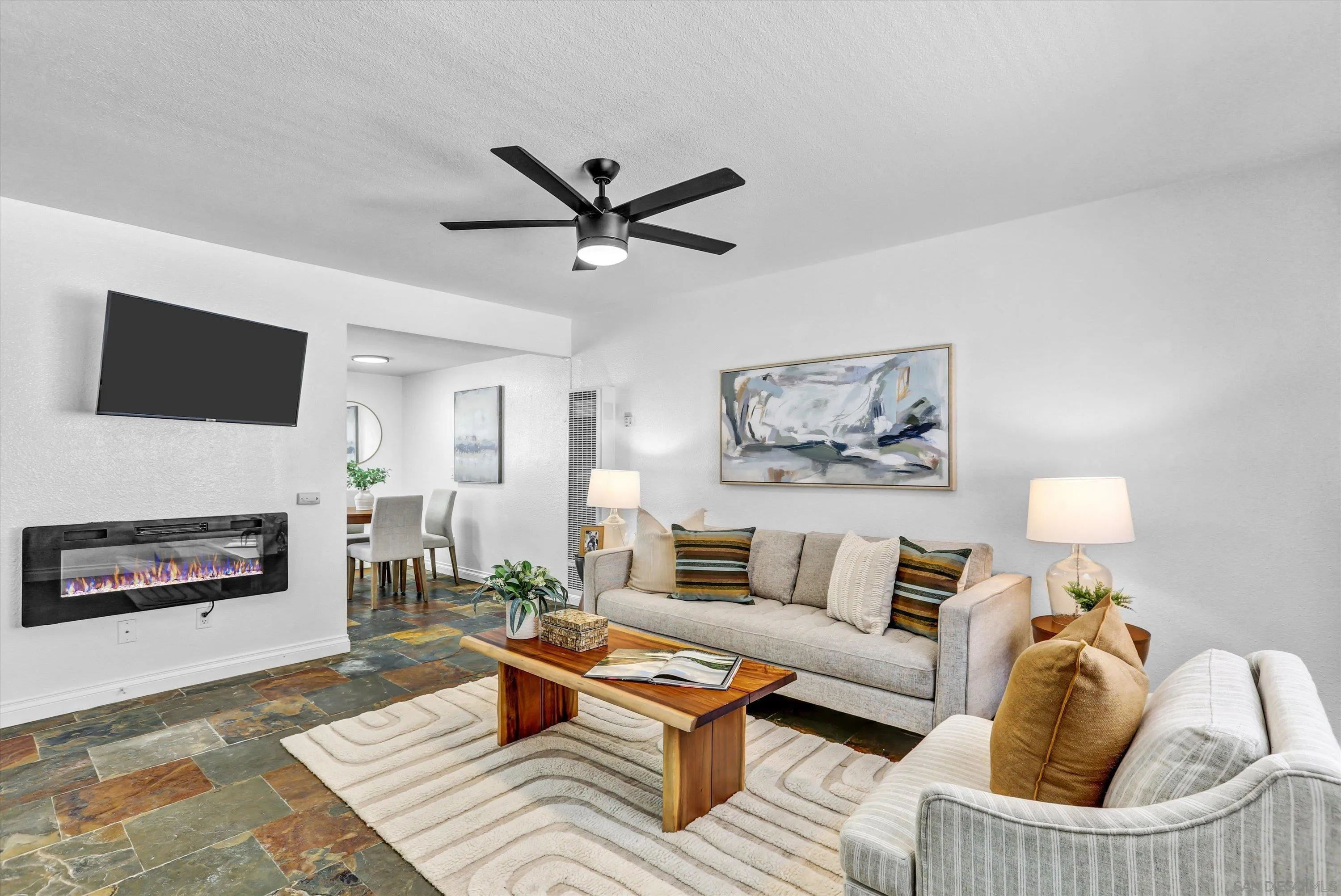 https://cdn.realtyfeed.com/cdn/127/260012237/dd682985683ed4ea87654506c43cfe09.webp