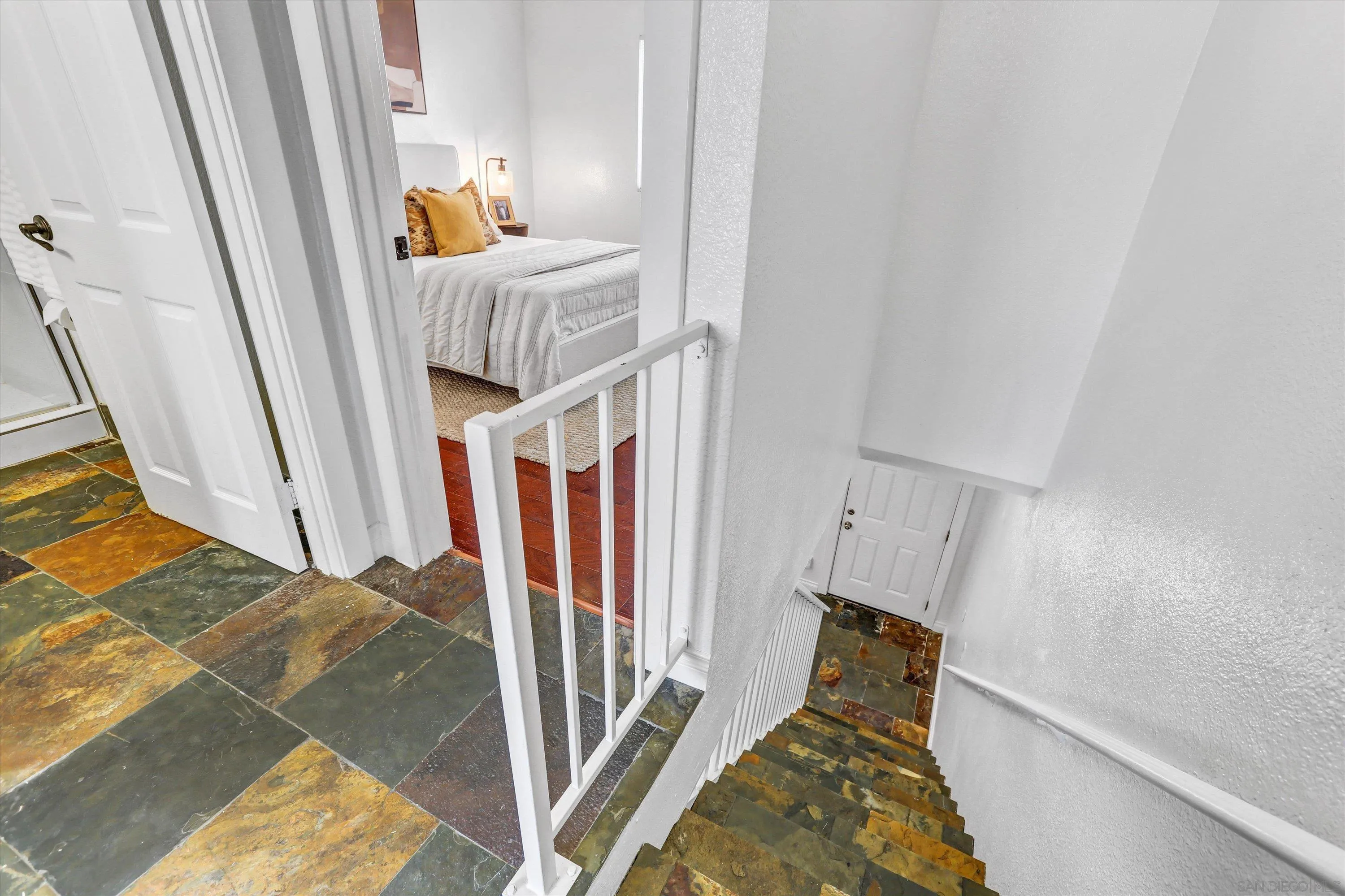 https://cdn.realtyfeed.com/cdn/127/260012237/f2149ba86d7e62fc2c4993d773beb1ed.webp